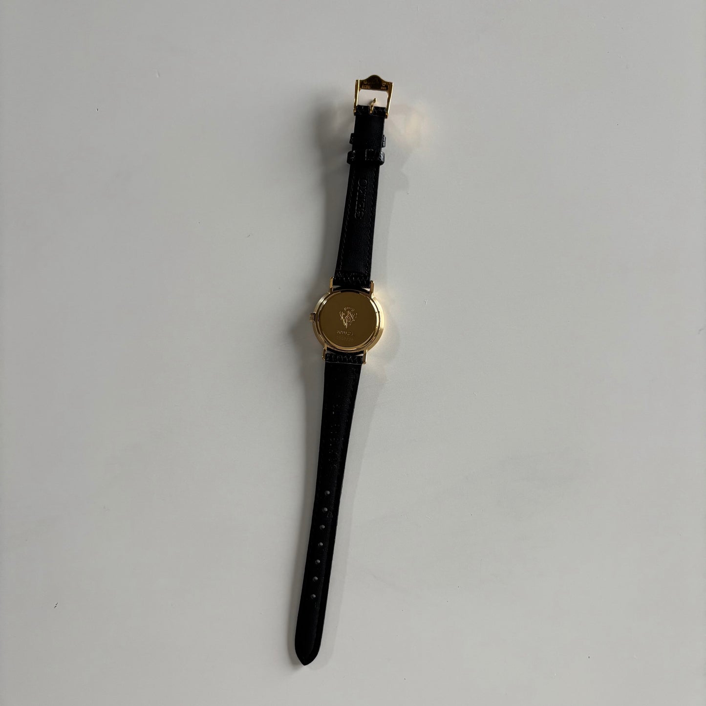 Gucci 1990s Round Dial Gold Plated Watch