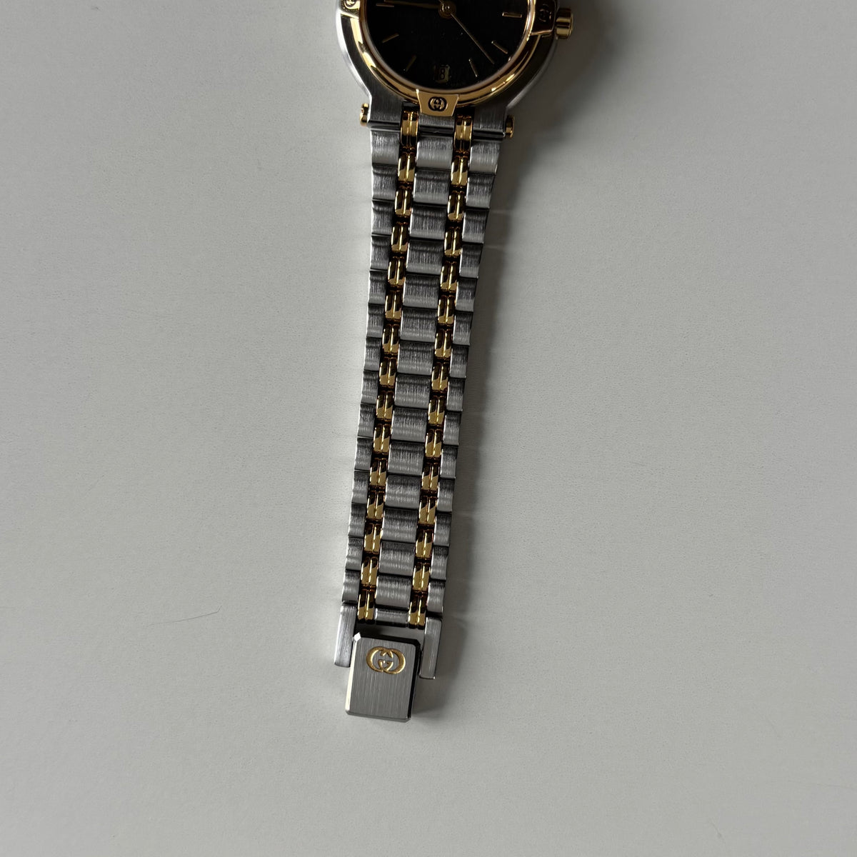 Gucci 1990s Date Black Round Dial Two-Tone Gold-Plated Watch