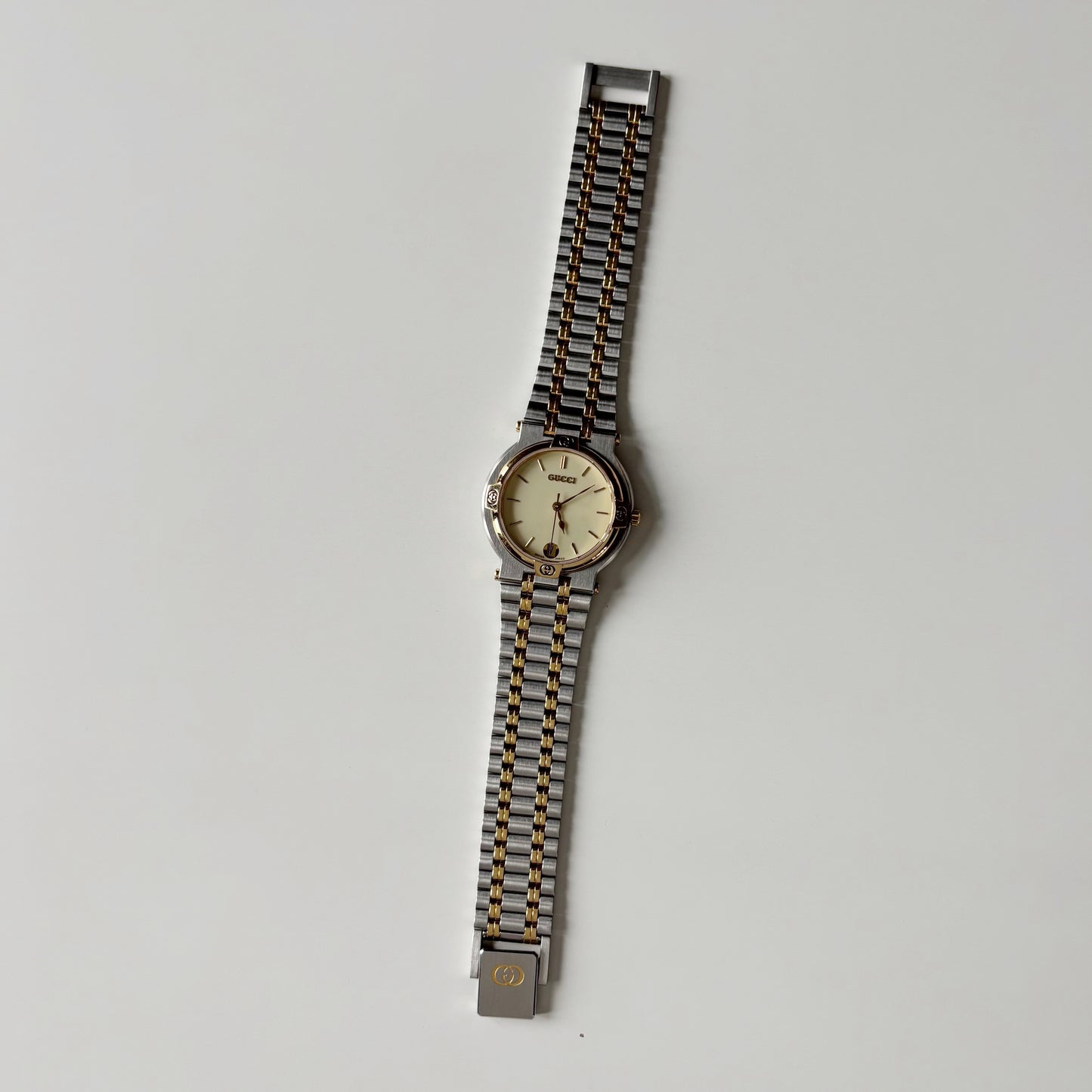 Gucci 1990s Round Dial Two Tone Gold Plated Watch (Large)
