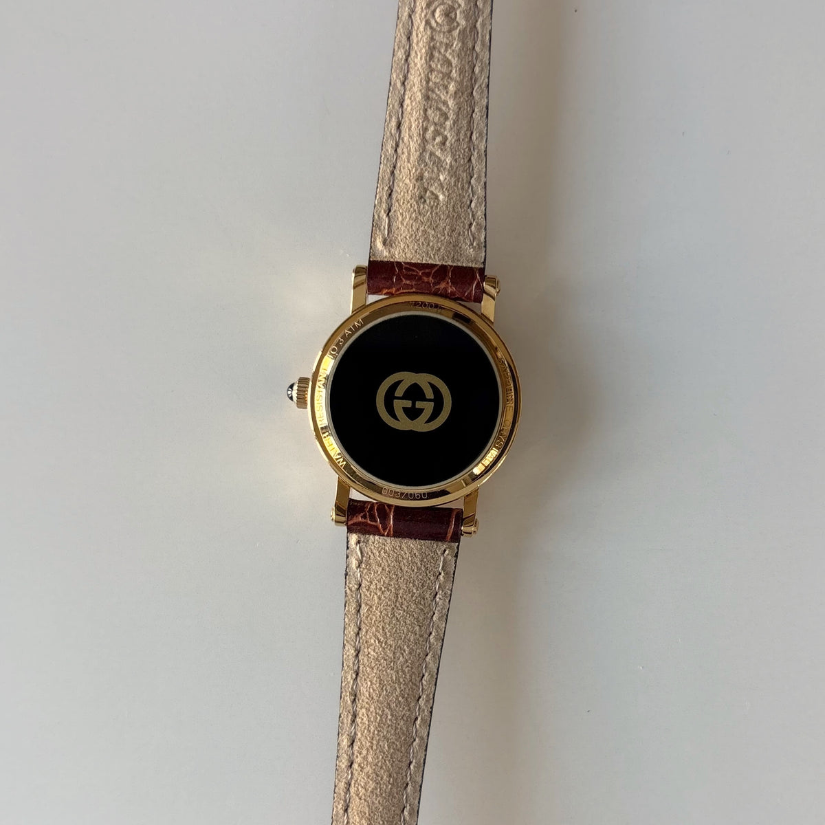 Gucci 1990s Date Round Dial Gold-Plated Watch