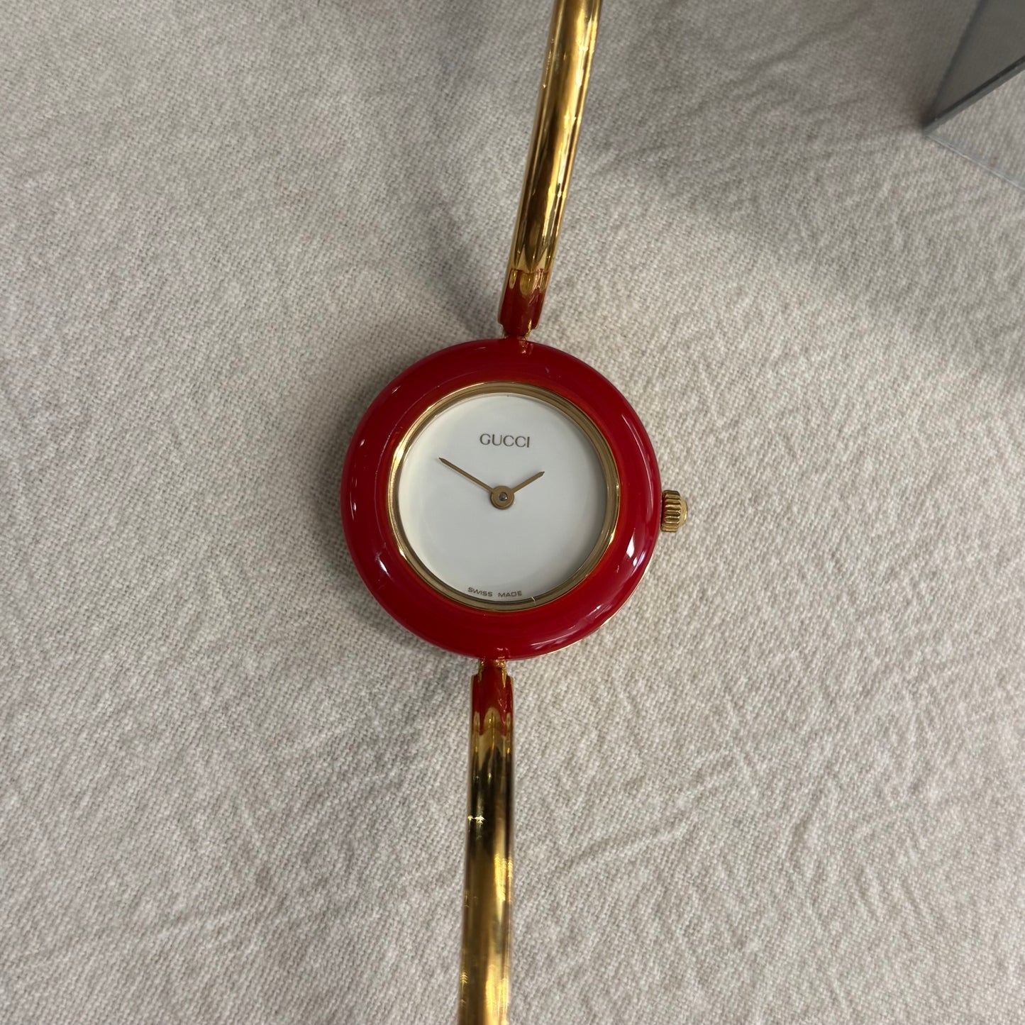 Gucci 1990s Interchangeable Bezel Gold Plated Bangle Watch with 12 bezels, case
