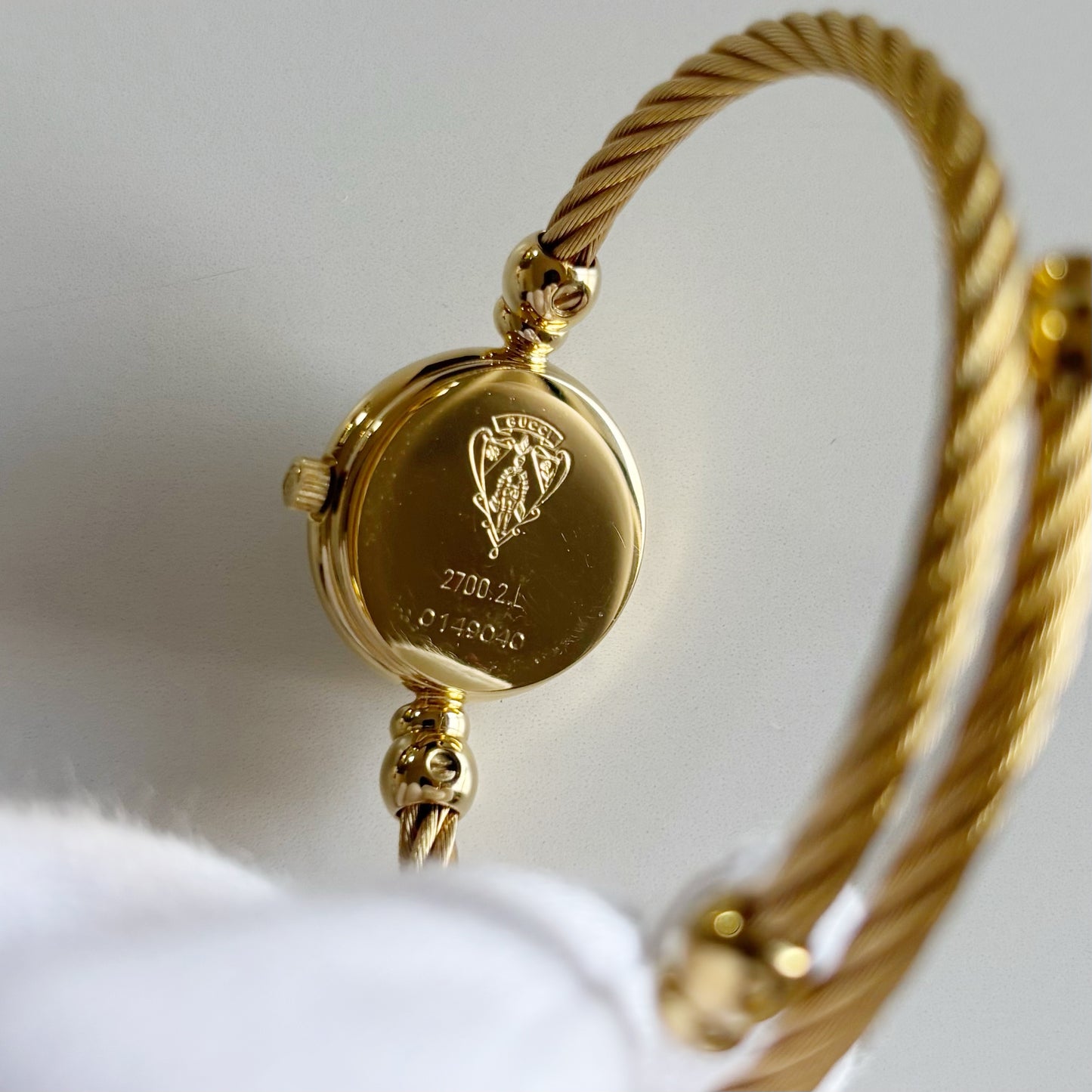 Gucci 1990s Seashell Dial Gold Plated Cable Bangle Watch