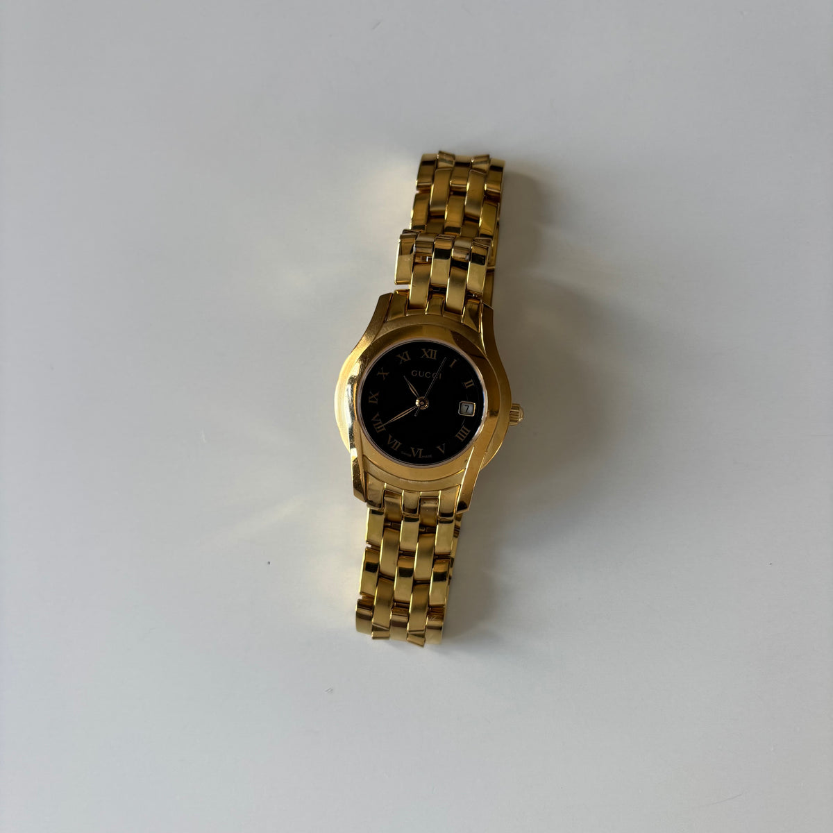Gucci 1990s Date Black Round Dial Gold-Plated Watch
