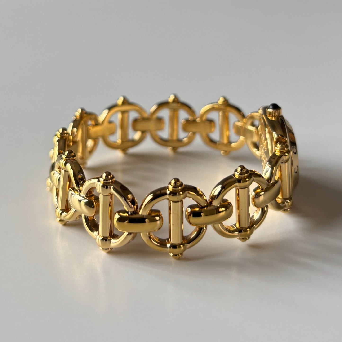 Gucci 1990s Seashell Dial Horsebit Gold Plated Watch
