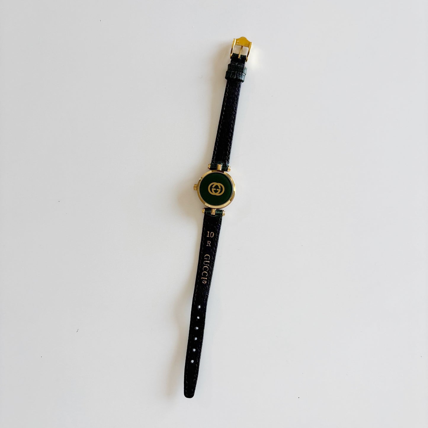 Gucci 1990s Sherry Round Dial Gold Plated Watch