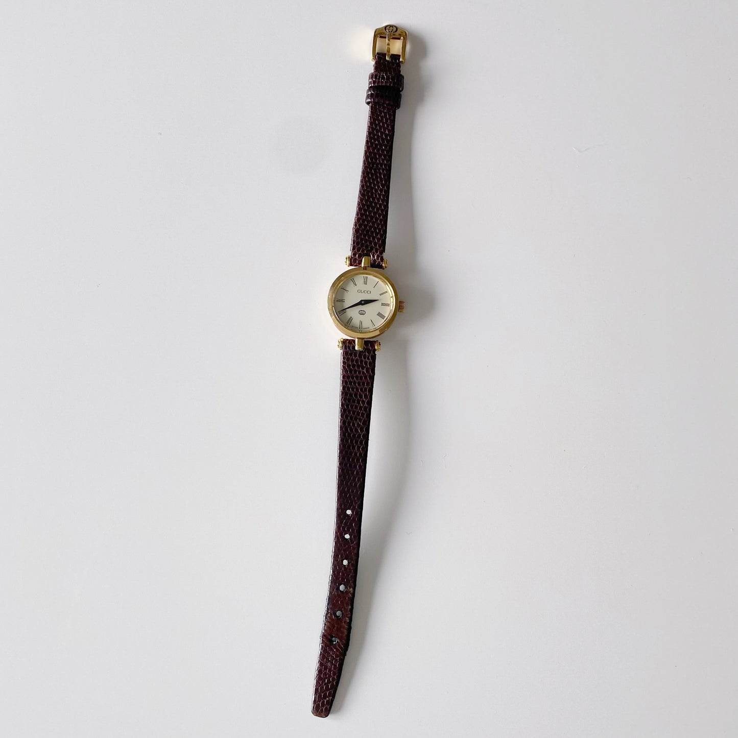 Gucci 1990s Sherry Round Gold Plated Watch