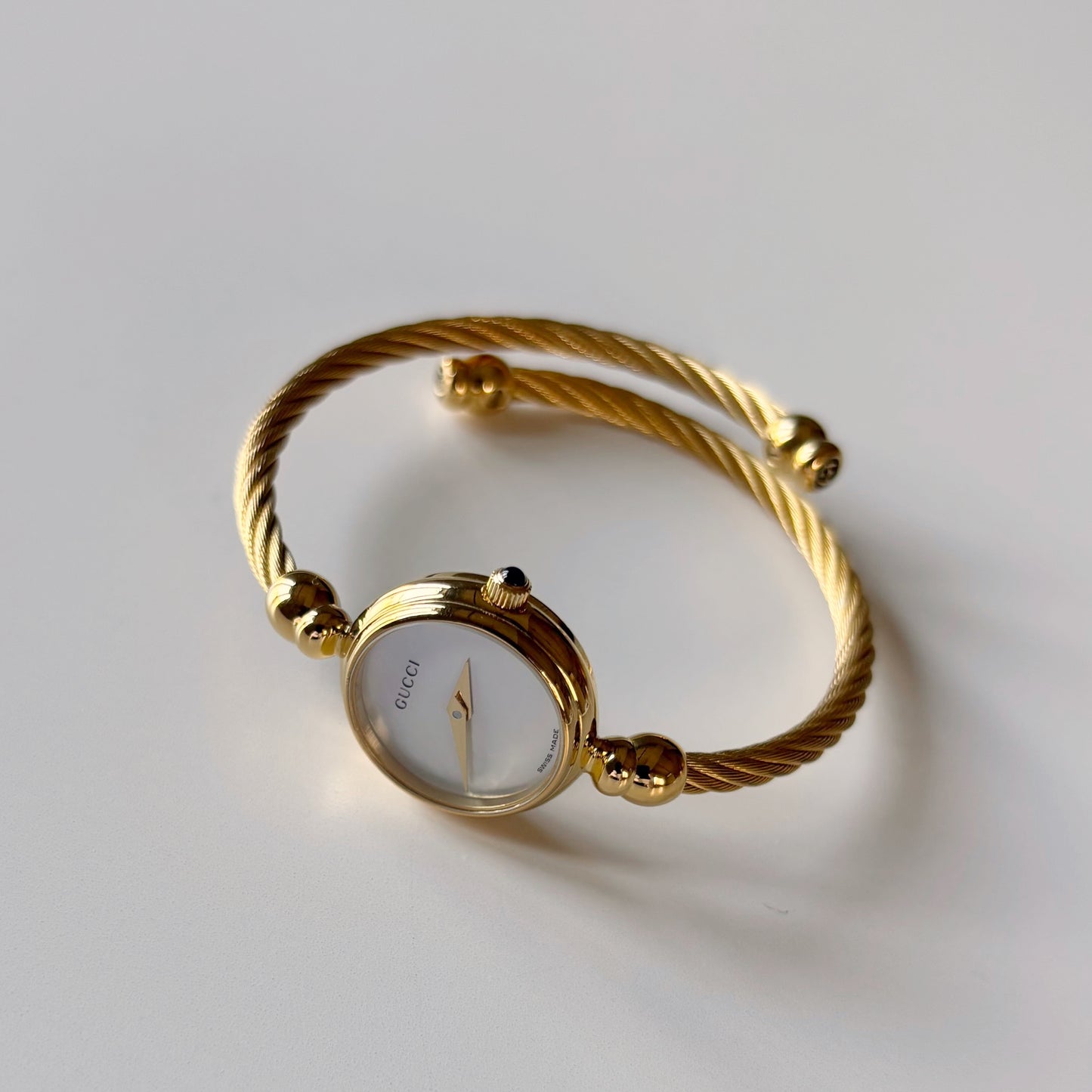Gucci 1990s Seashell Dial Gold Plated Cable Bangle Watch