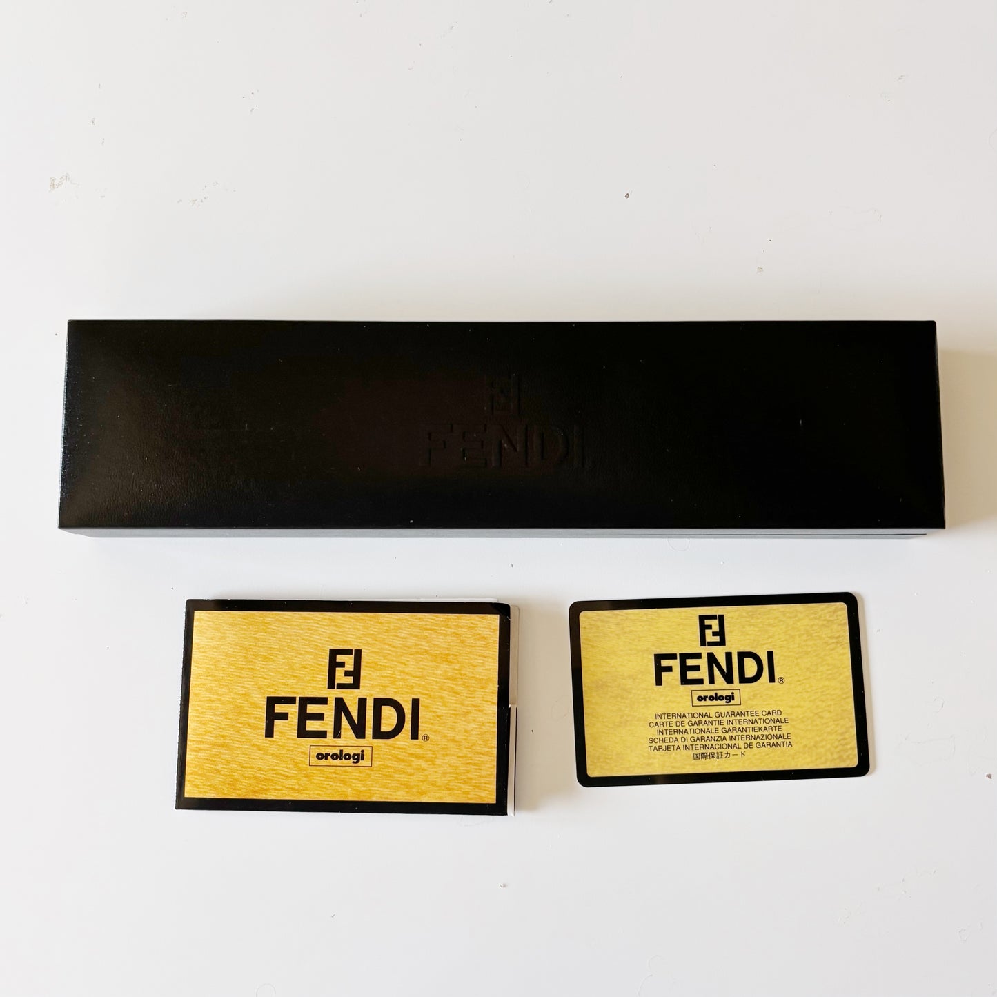 Fendi 1990s Seashell Dial Round Gold Plated Watch