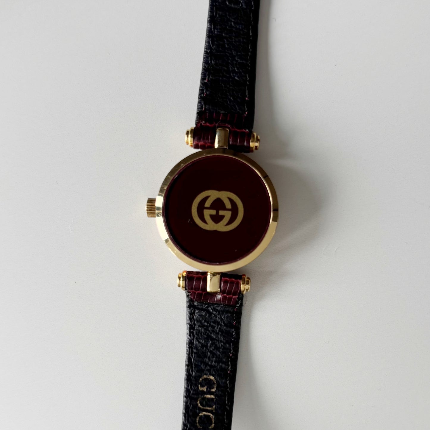 Gucci 1990s Round Dial Red Gold Plated Watch