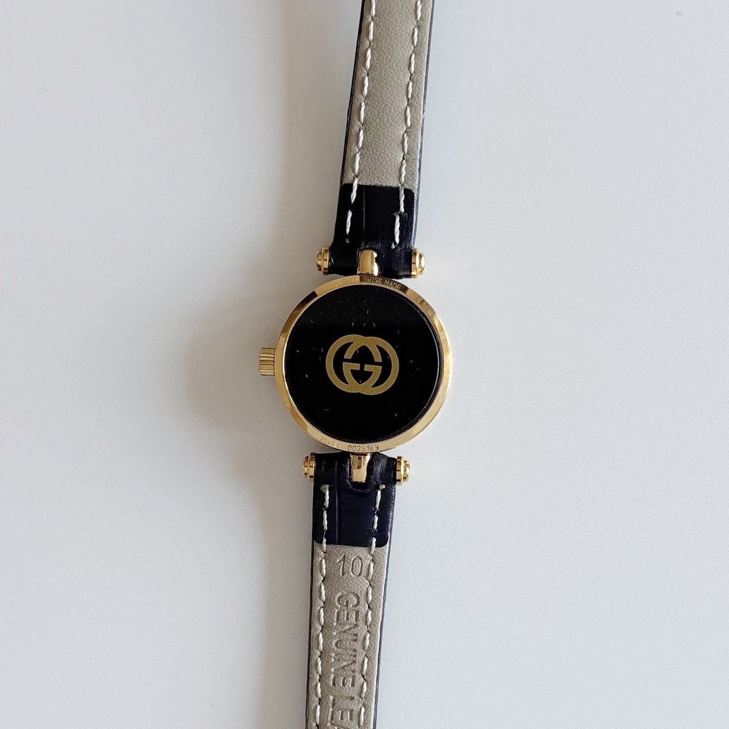 Gucci 1990s Round Dial Gold Plated Watch
