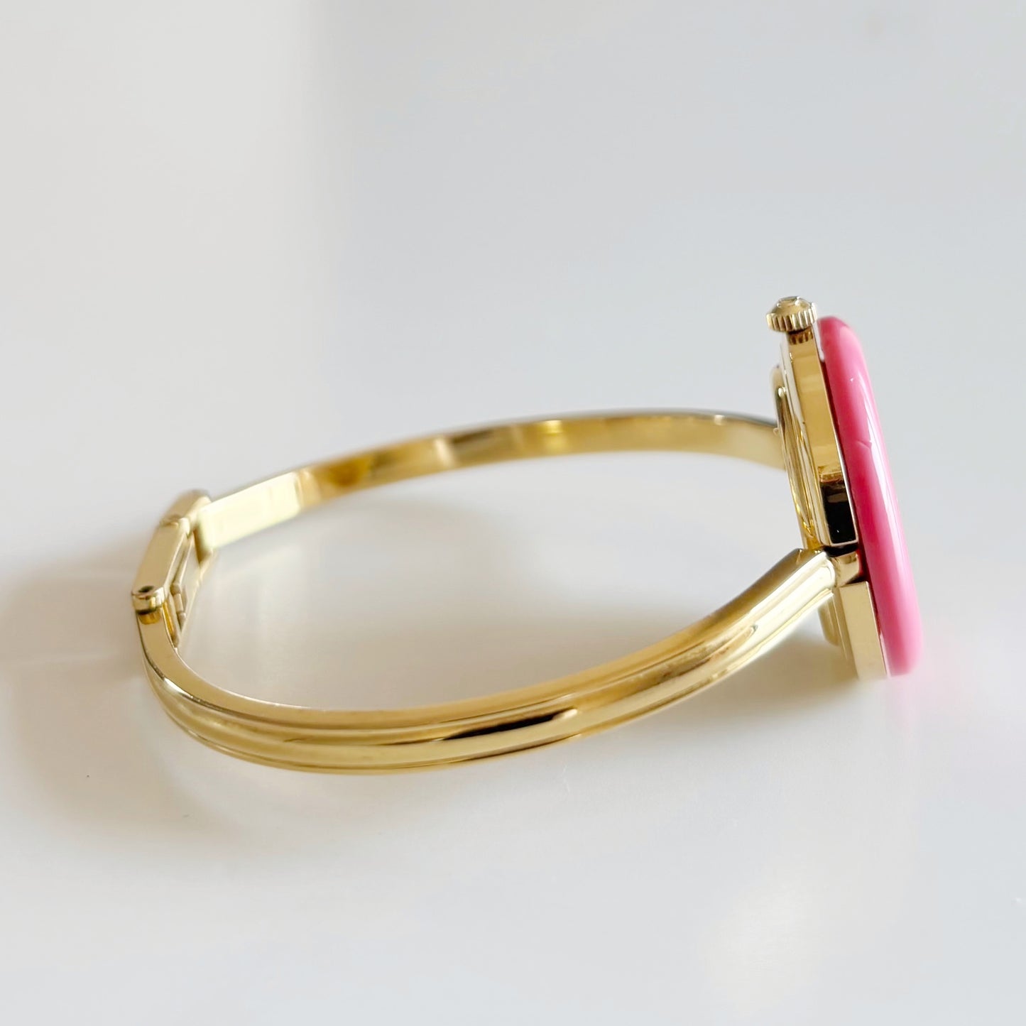 Gucci 1990s Interchangeable Bezel Gold Plated Bangle Watch with 12 bezels, case