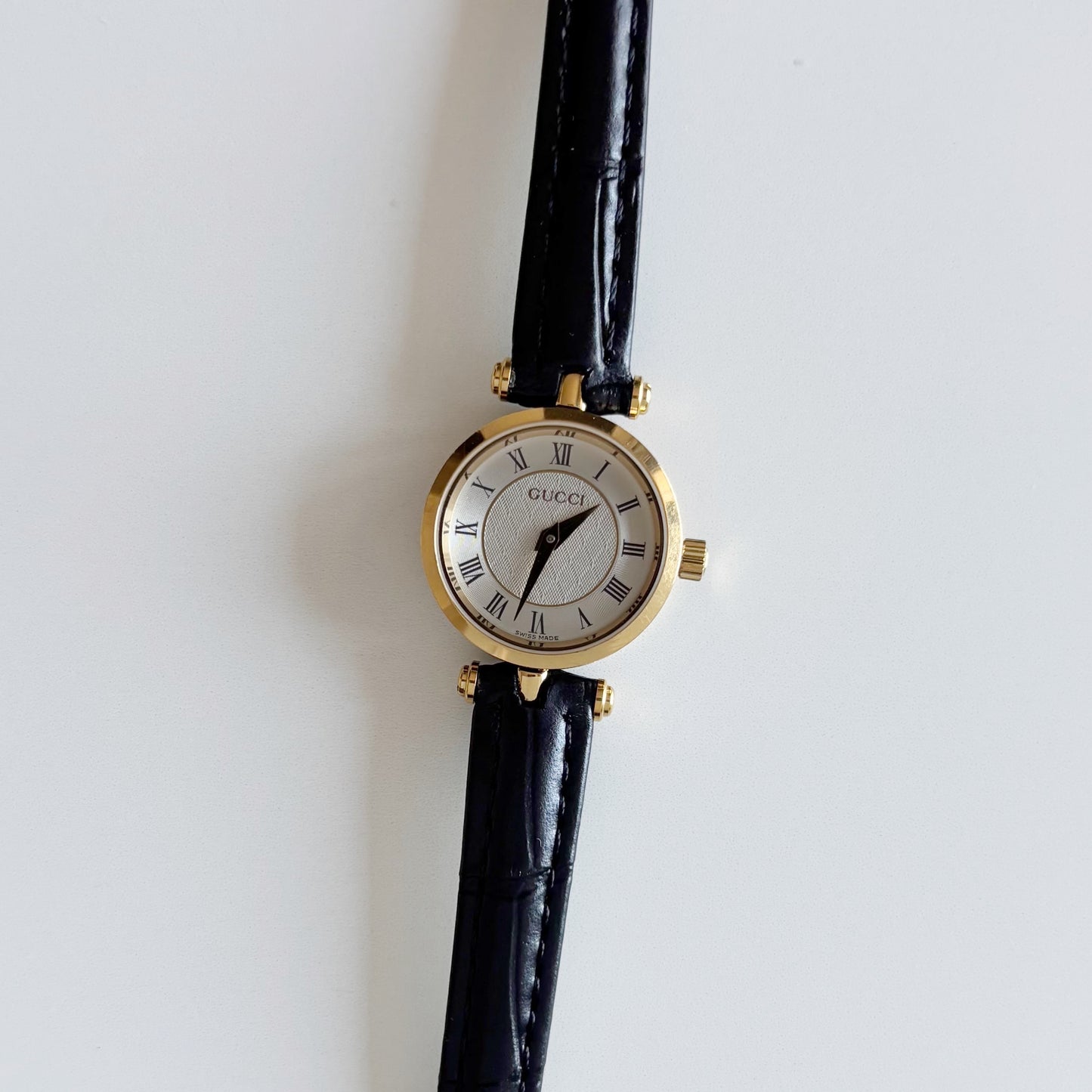 Gucci 1990s Round Dial Gold Plated Watch