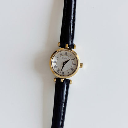 Gucci 1990s Round Dial Gold Plated Watch