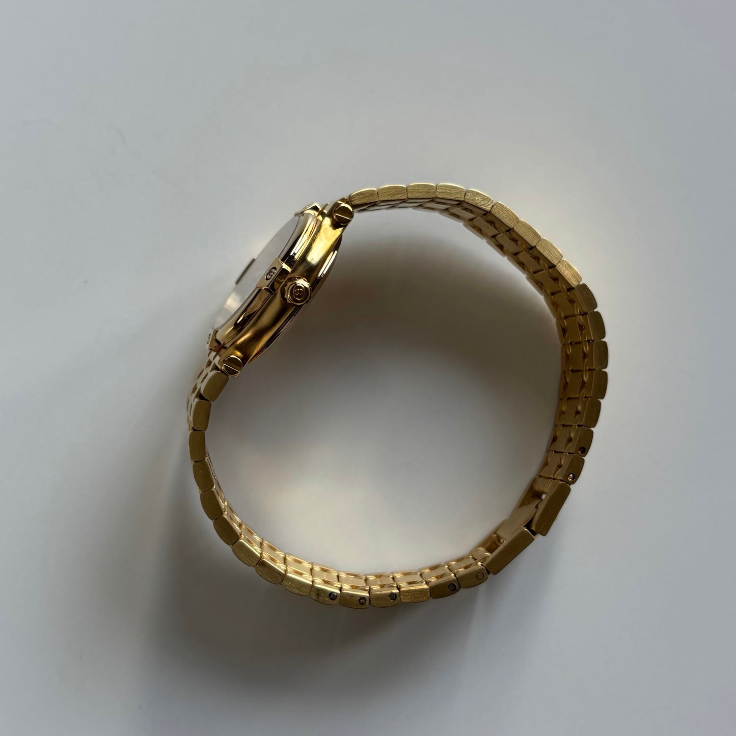 Gucci 1990s Date Round Dial Gold Plated Watch