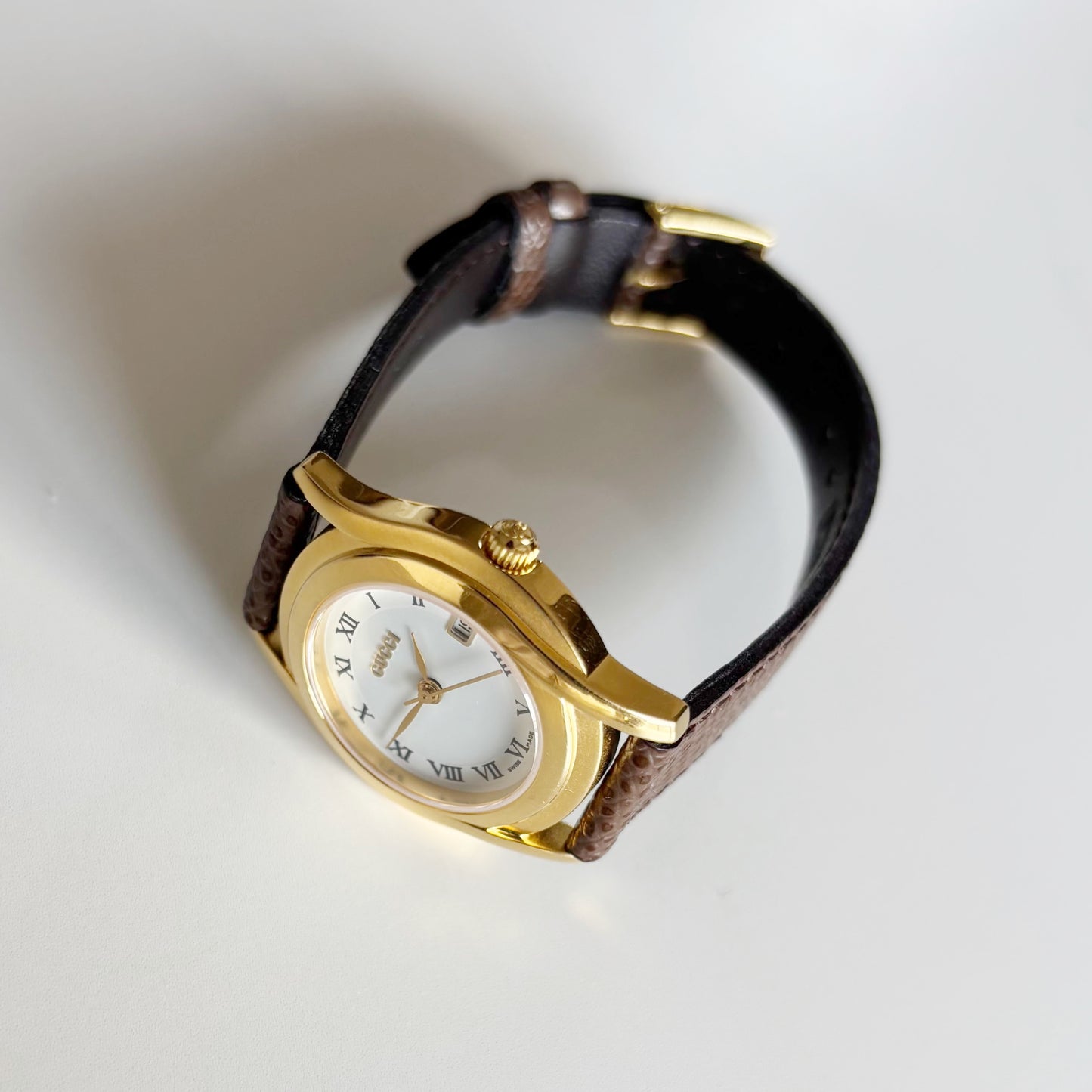 Gucci 1990s Date Round Dial Gold Plated Watch