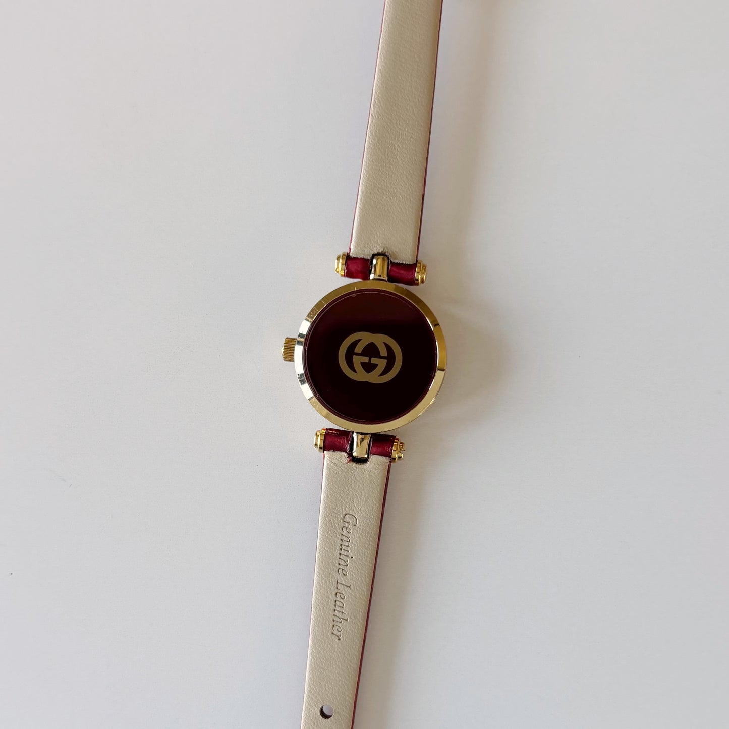 Gucci 1990s Round Dial Red Gold Plated Watch