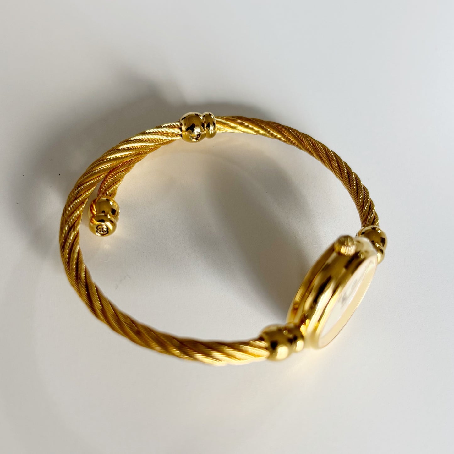 Gucci 1990s Seashell Dial Gold Plated Cable Band Bangle Watch