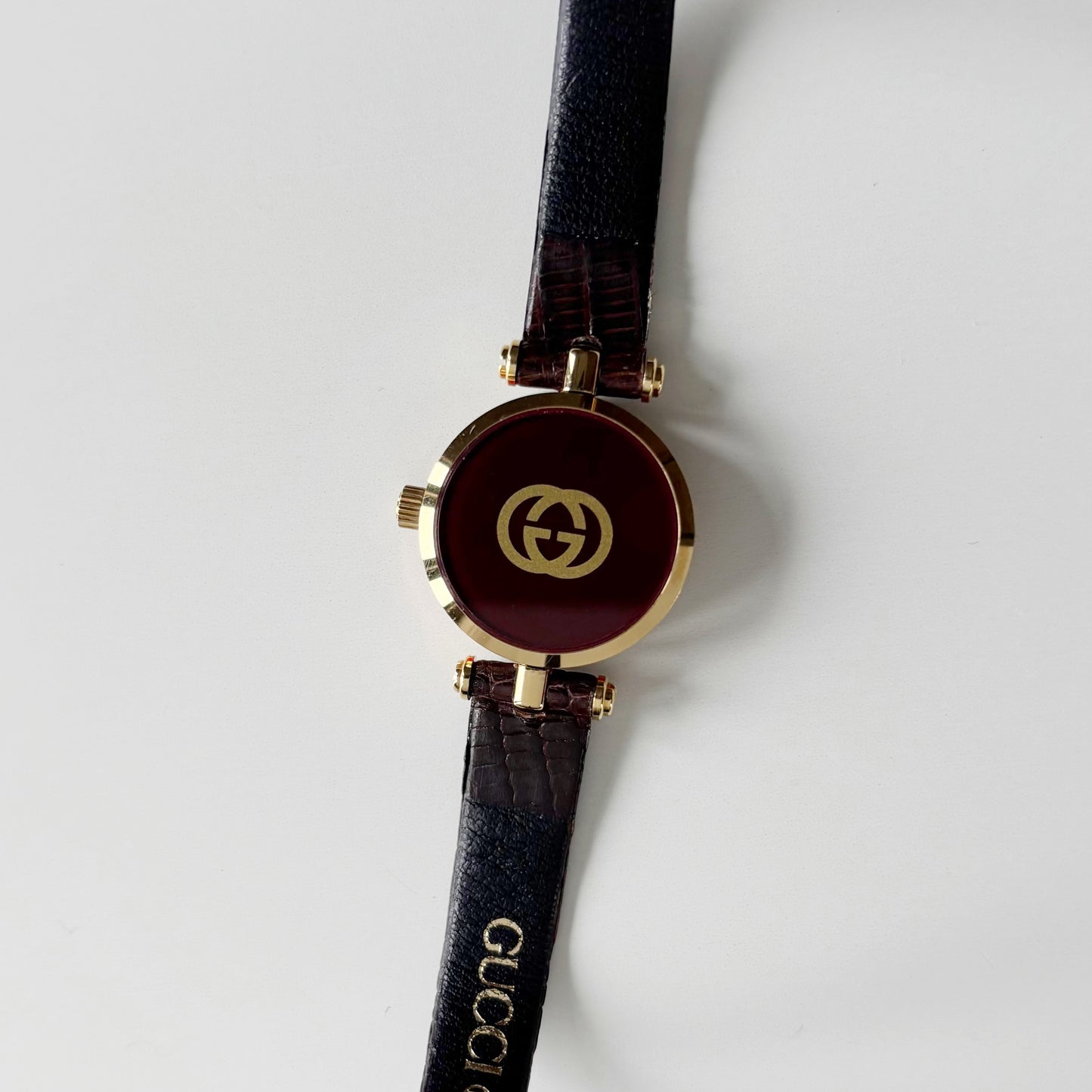 Gucci 1990s Sherry Round Dial Gold Plated Watch