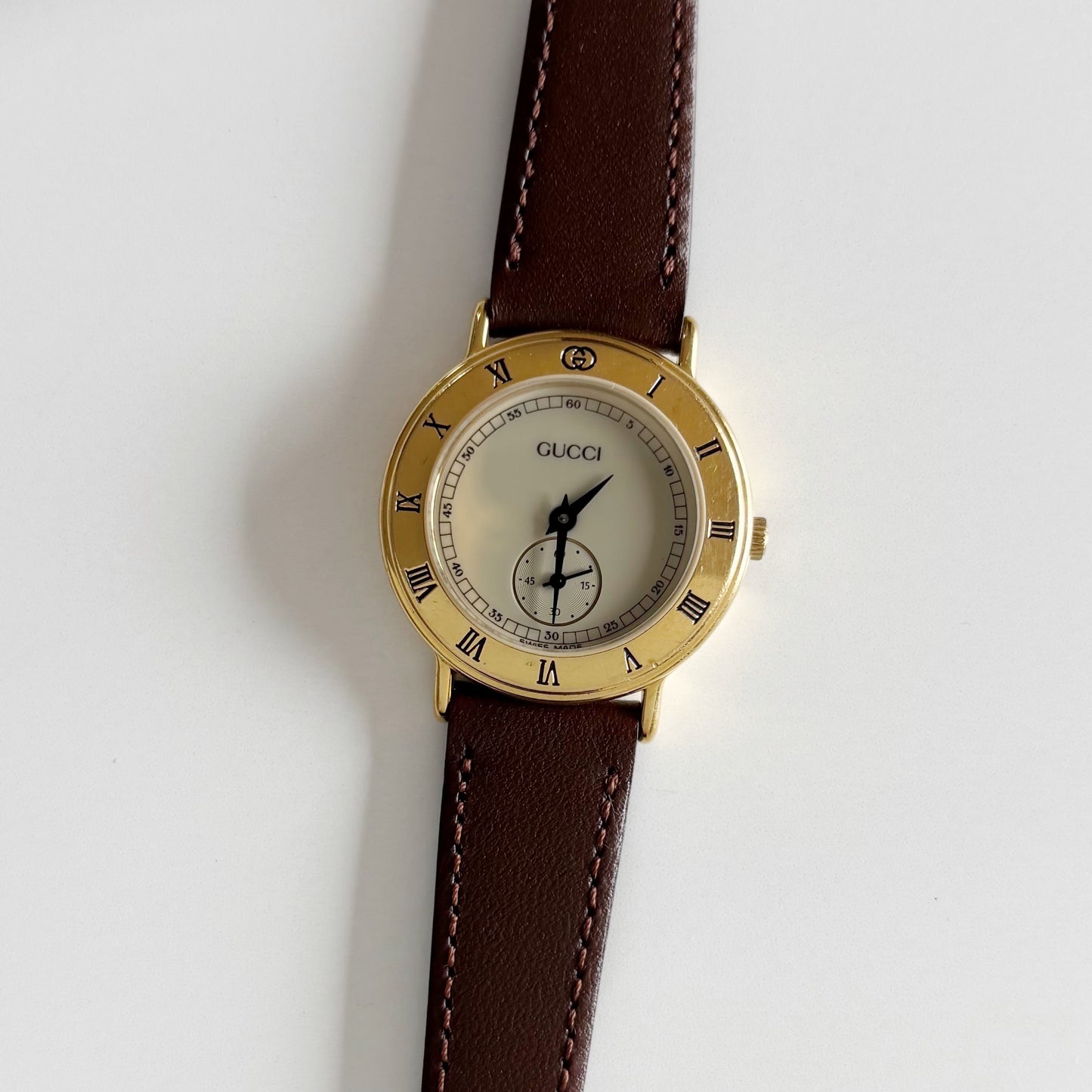 Gucci 1990s Round Dial Gold Plated Watch