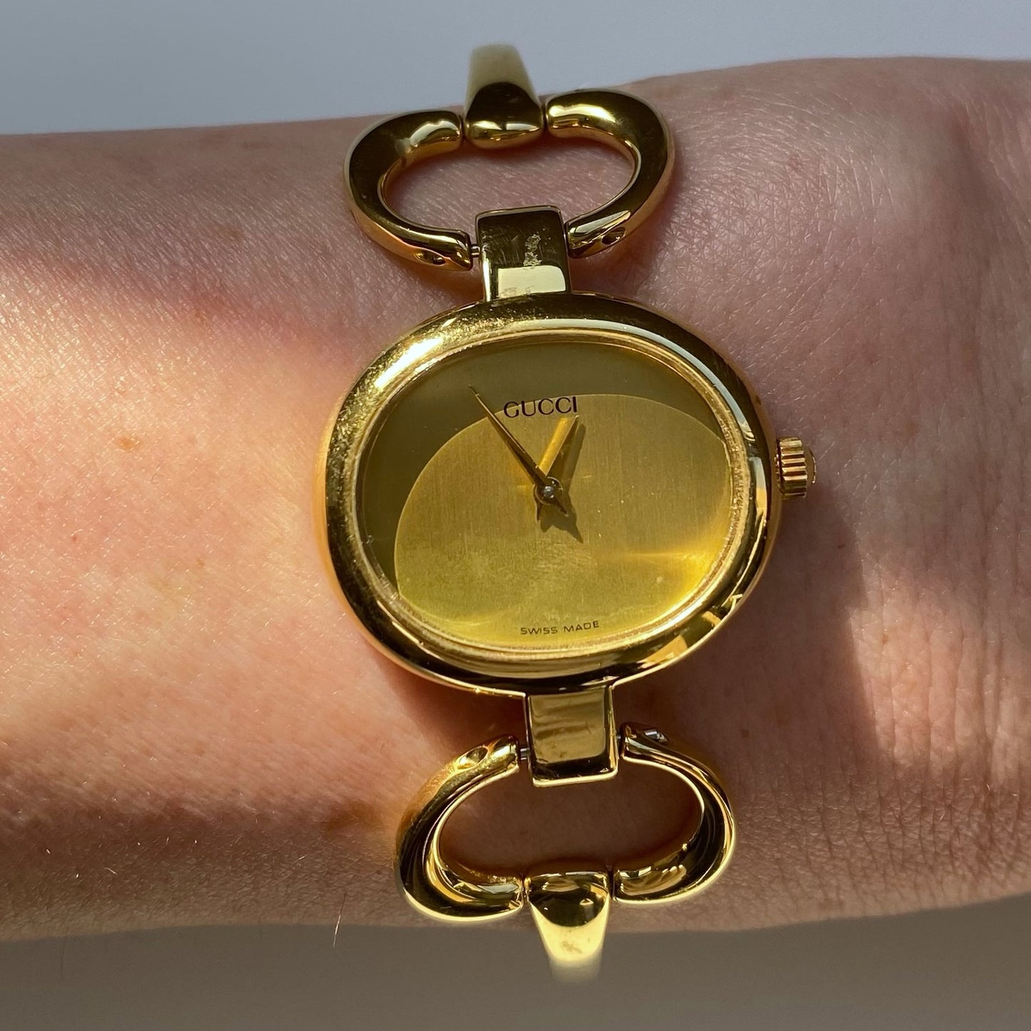 Gucci 1990s Gold Plated Bangle Watch (Small)