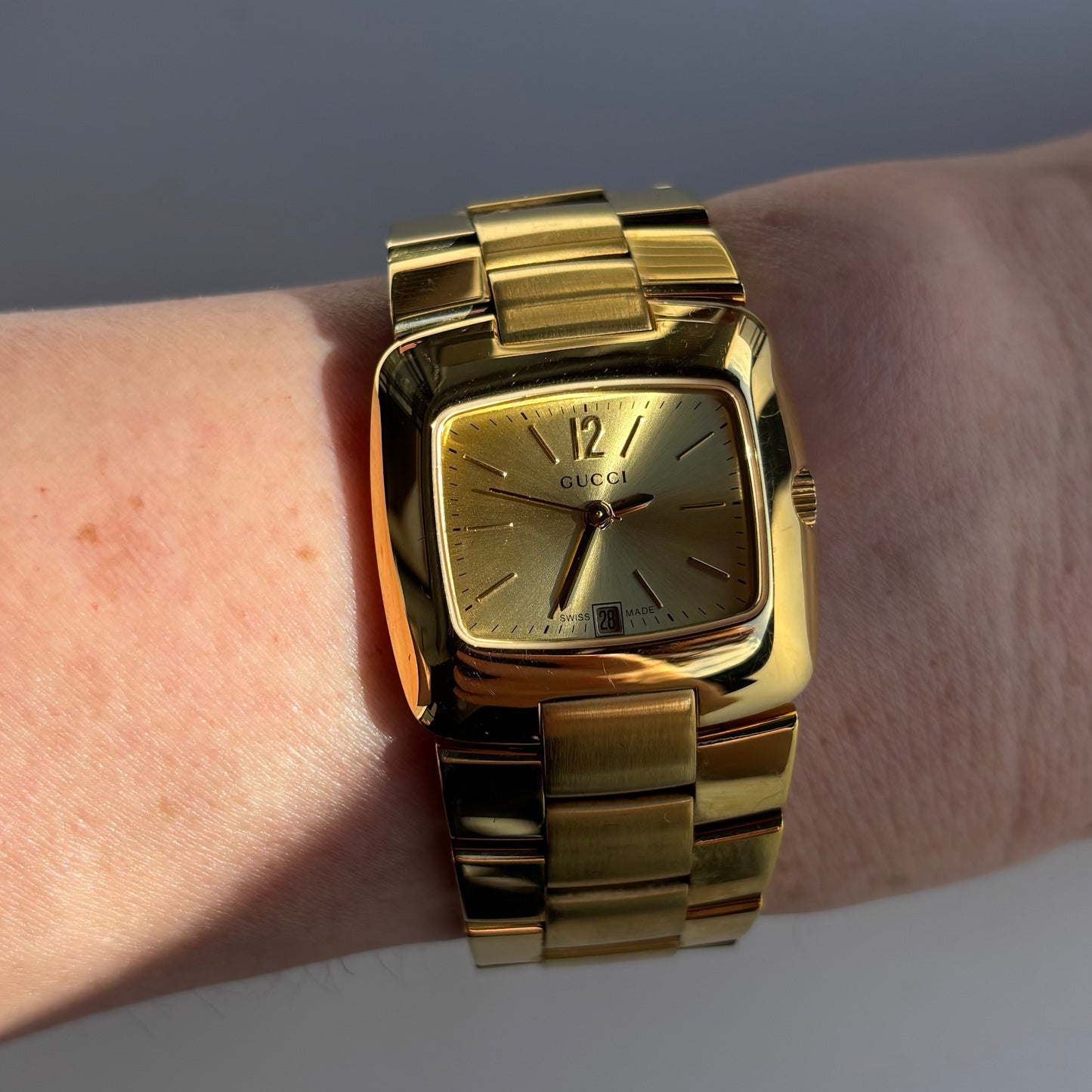 Gucci 1990s Date Gold Dial Gold Plated Watch