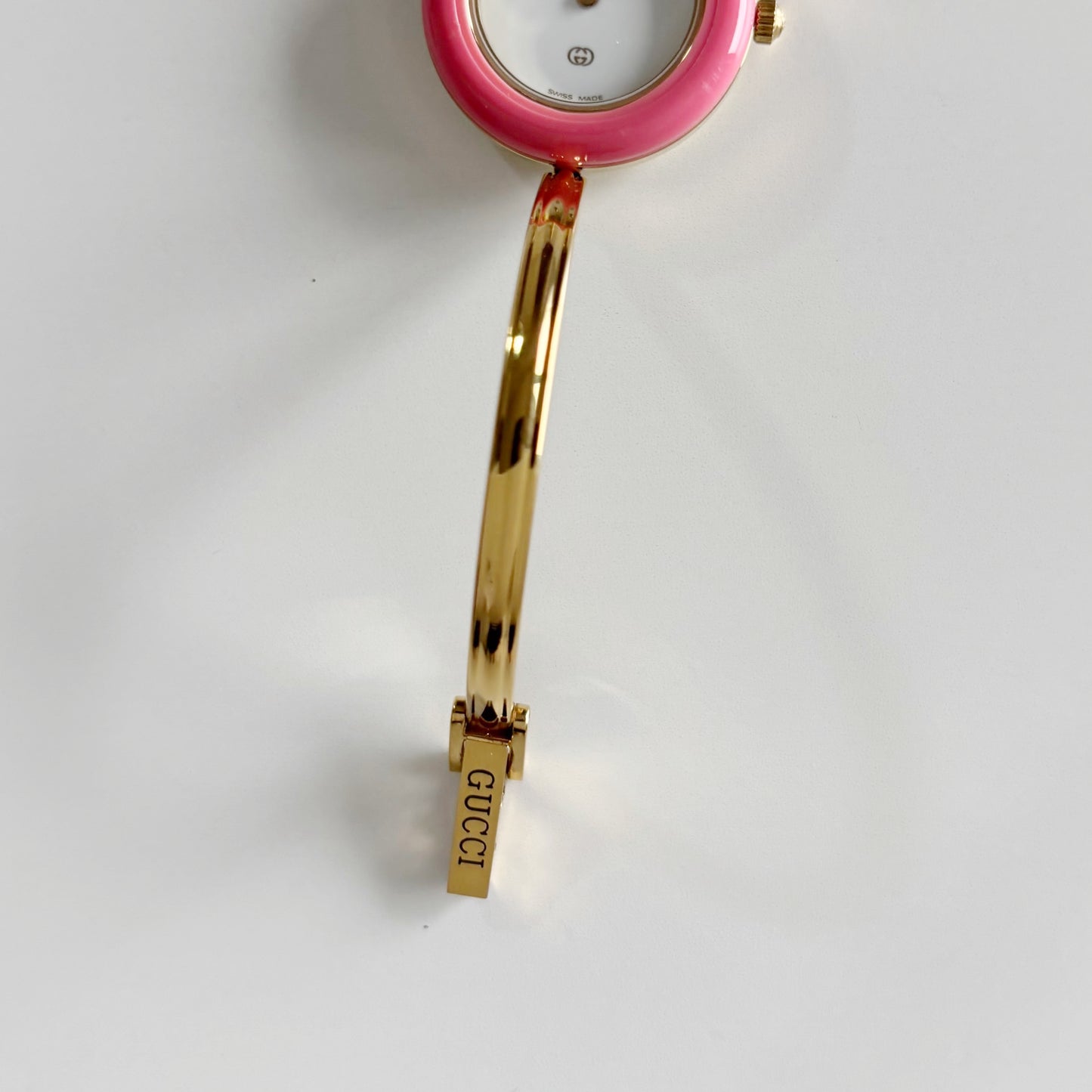 Gucci 1990s Interchangeable Bezel Gold Plated Bangle Watch with 12 bezels, case (Small)