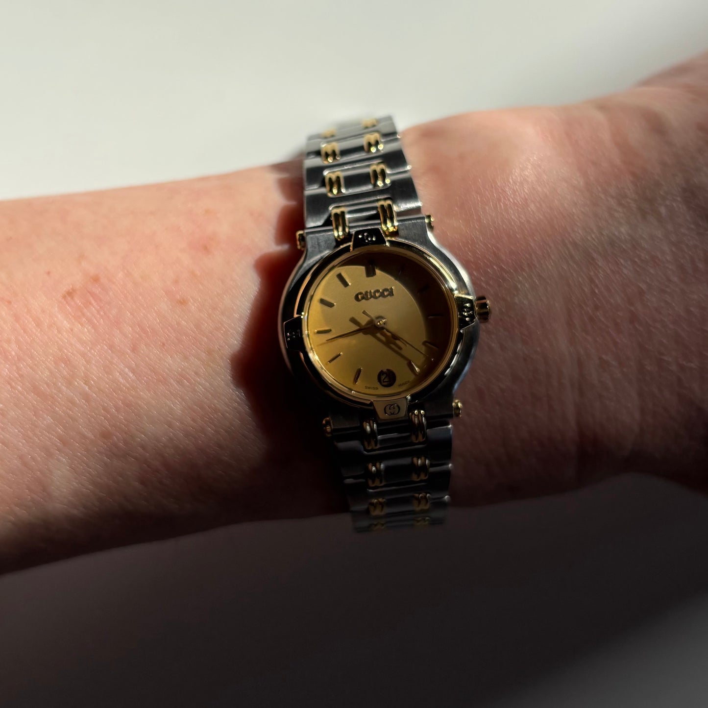 Gucci 1990s Date Gold Round Dial Two Tone Watch