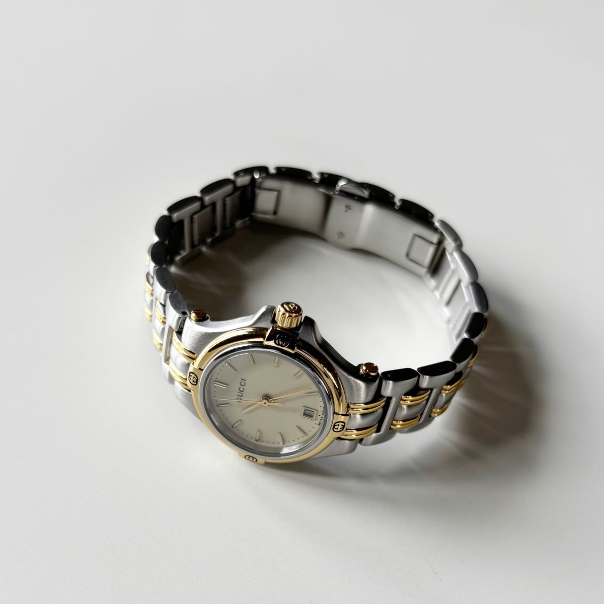 Gucci 1990s Date Round Dial Two Tone Gold Plated Watch