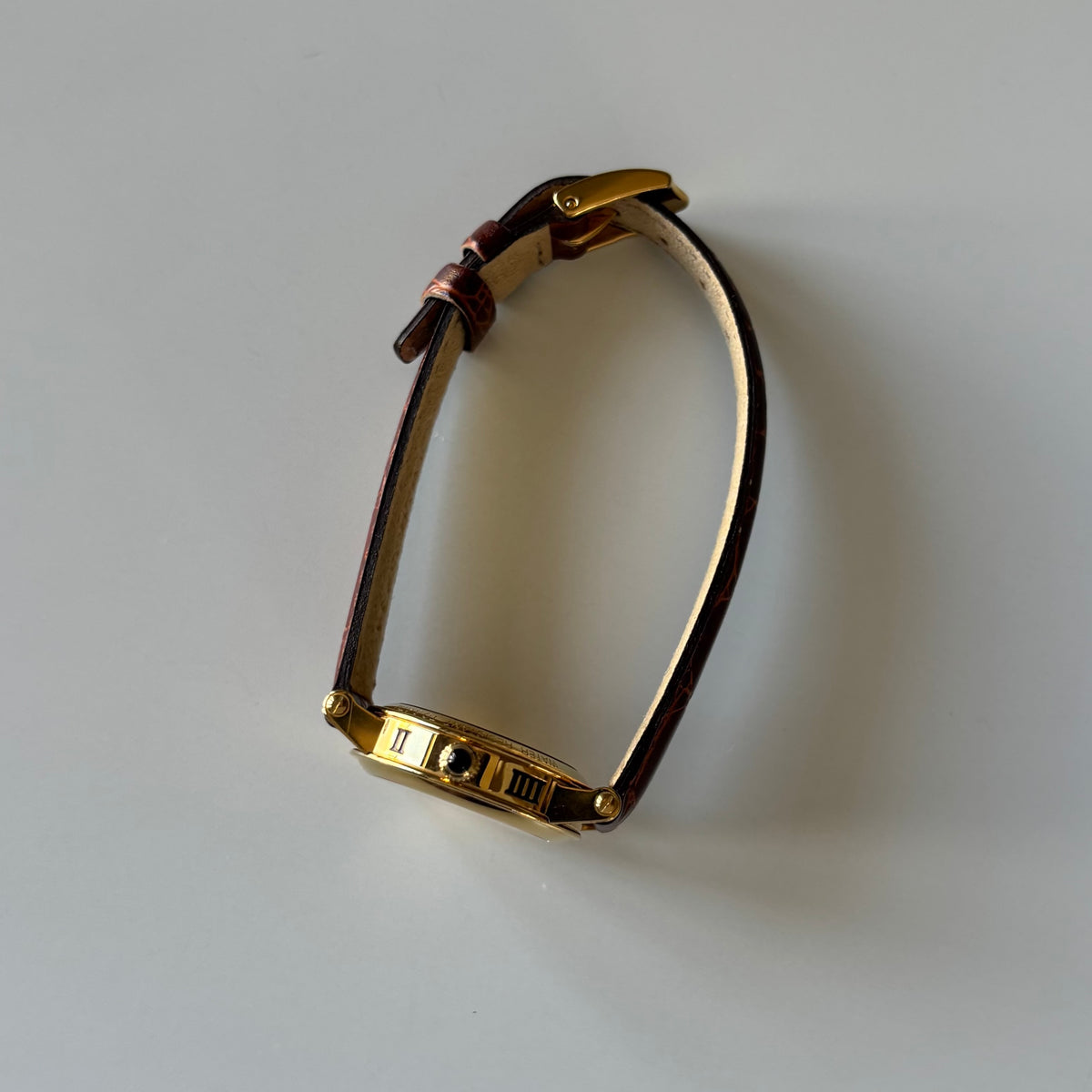 Gucci 1990s Date Round Dial Gold-Plated Watch