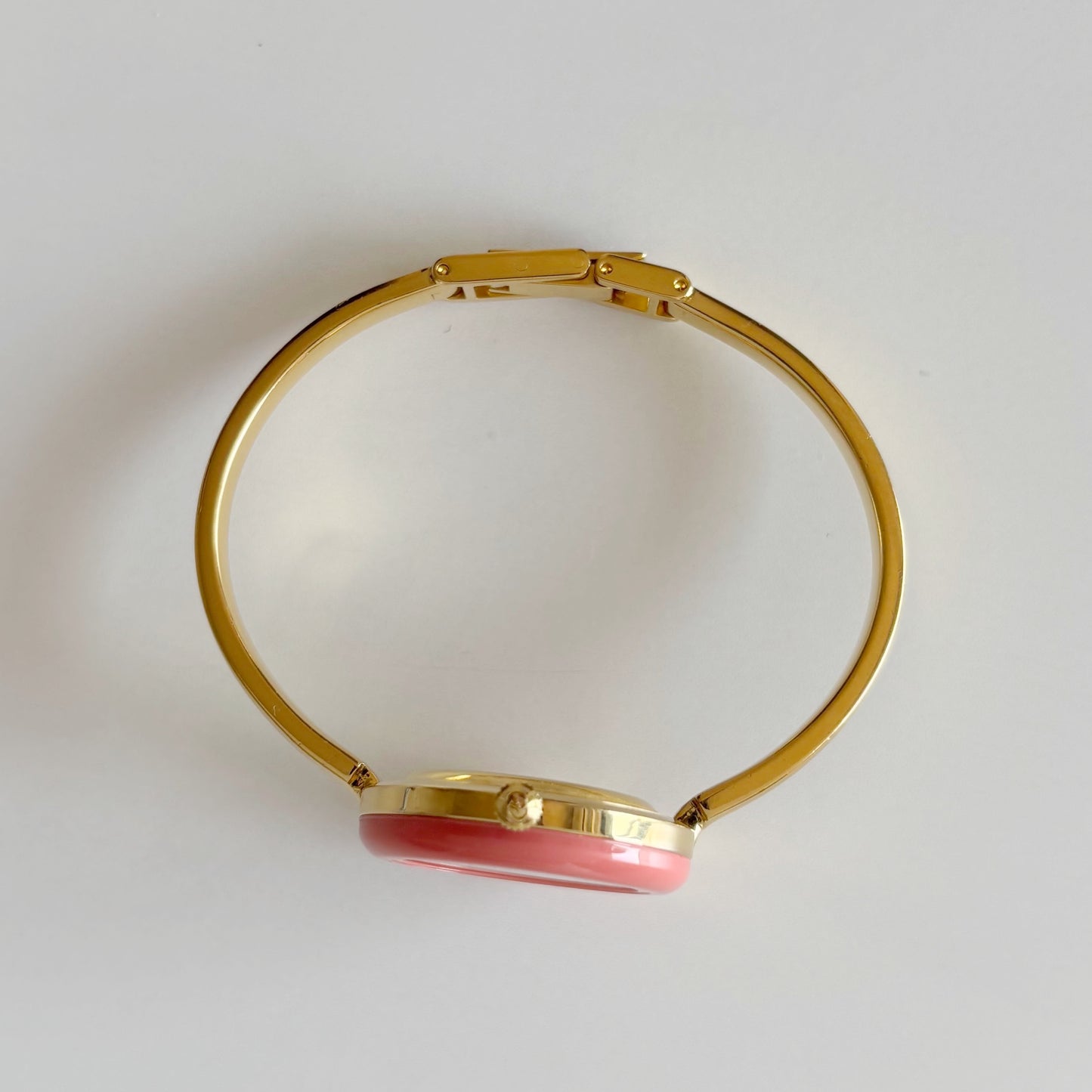 Gucci 1990s Interchangeable Bezel Gold Plated Bangle Watch with 12 bezels, case (Small)