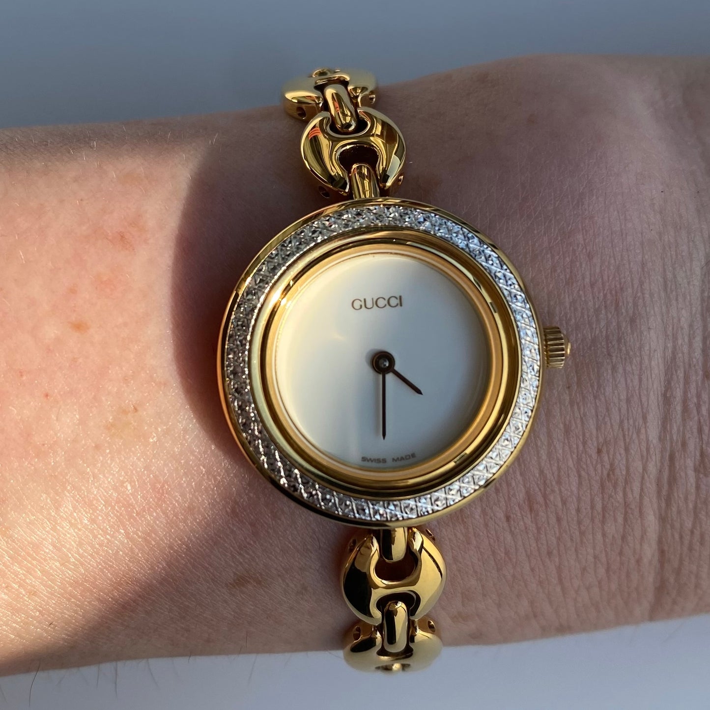 Gucci 1990s Interchangeable Bezel Gold Plated Watch with 6 bezels, case (167mm)