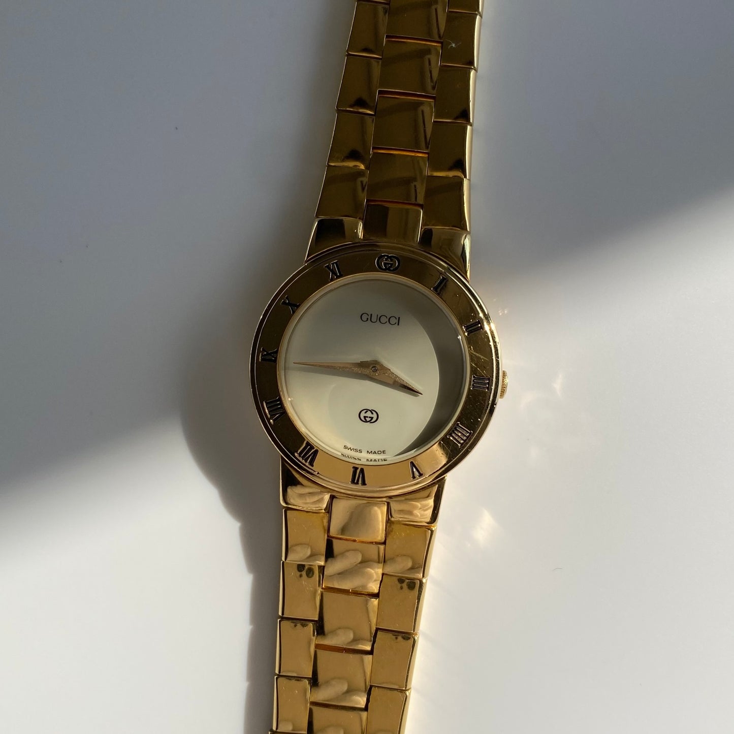 Gucci 1990s Gold Plated Round Watch