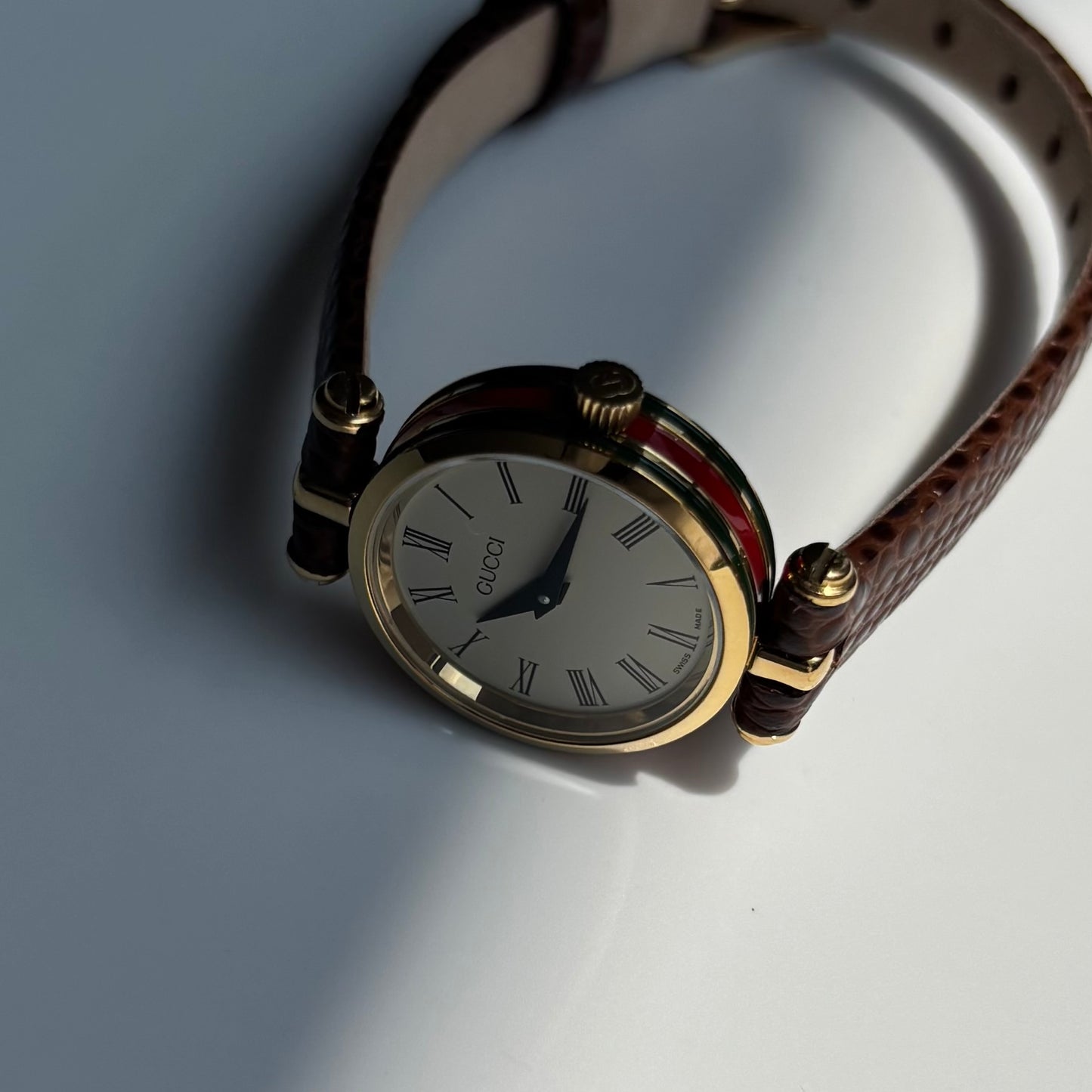 Gucci 1990s Round Dial Gold Plated Watch