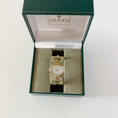 Gucci 1990s Seashell Oval Dial Gold Plated Bangle Watch (Small)