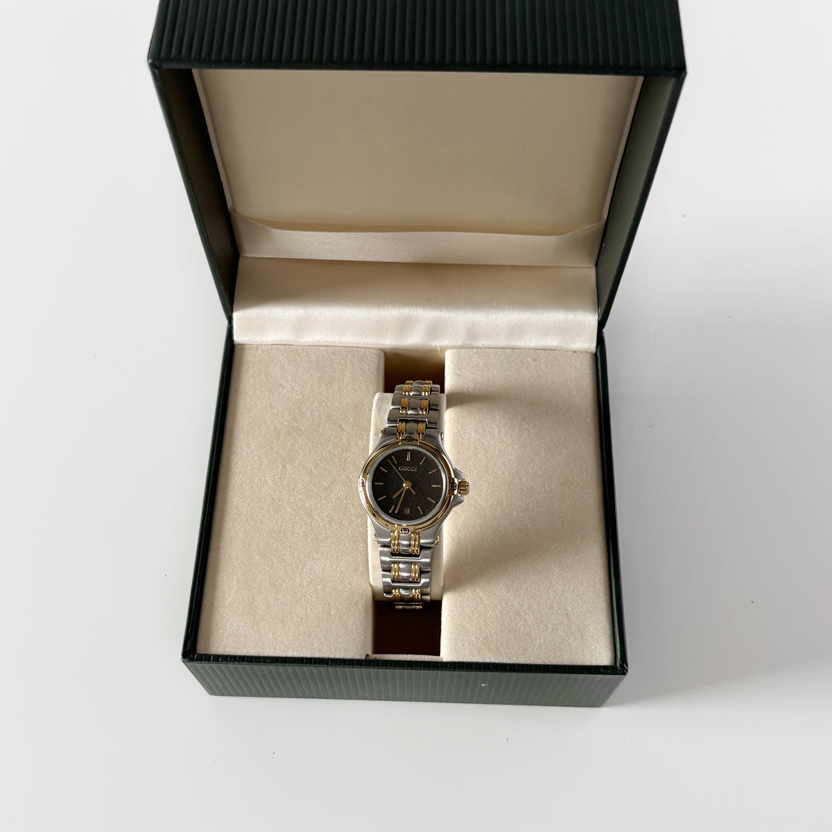 Gucci 1990s Date Round Black Dial Two Tone Gold Plated Watch