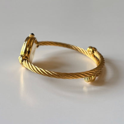 Gucci 1990s Seashell Round Dial Gold-Plated Cable Bangle Watch