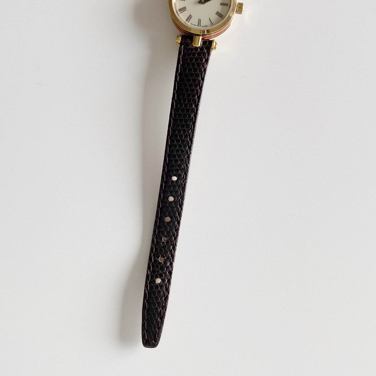 Gucci 1990s Sherry Round Dial Gold Plated Watch