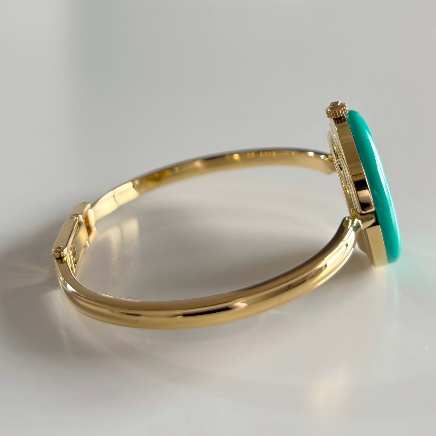 Gucci 1990s Interchangeable Bezel Gold Plated Bangle Watch with 12 bezels, case