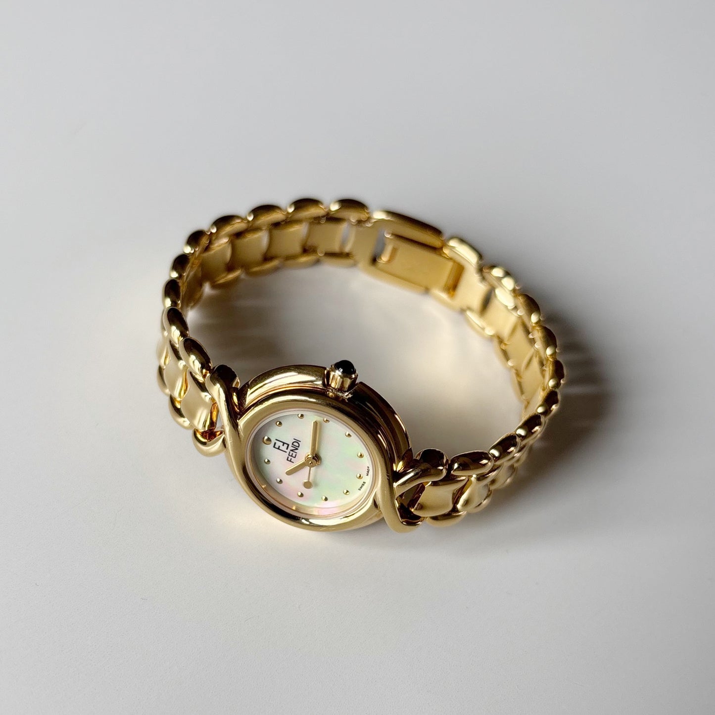Fendi 1990s Seashell Round Dial Gold Plated Watch