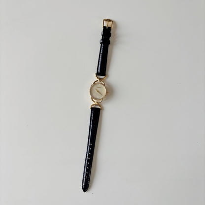 Gucci 1990s Seashell Dial Horsebit Gold Plated Watch