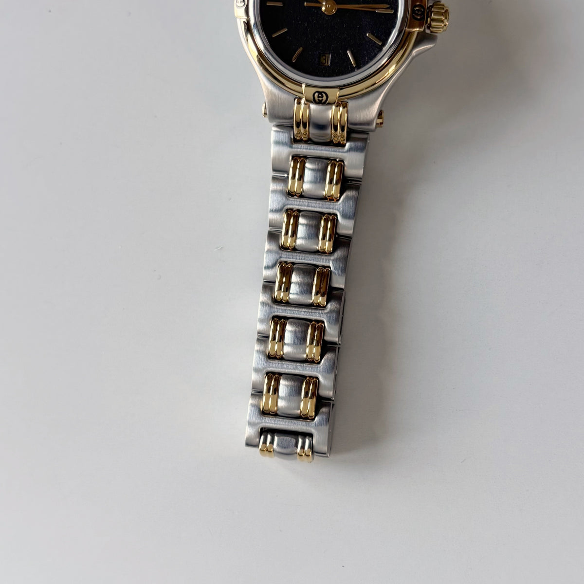 Gucci 1990s Date Round Black Dial Two Tone Gold Plated Watch