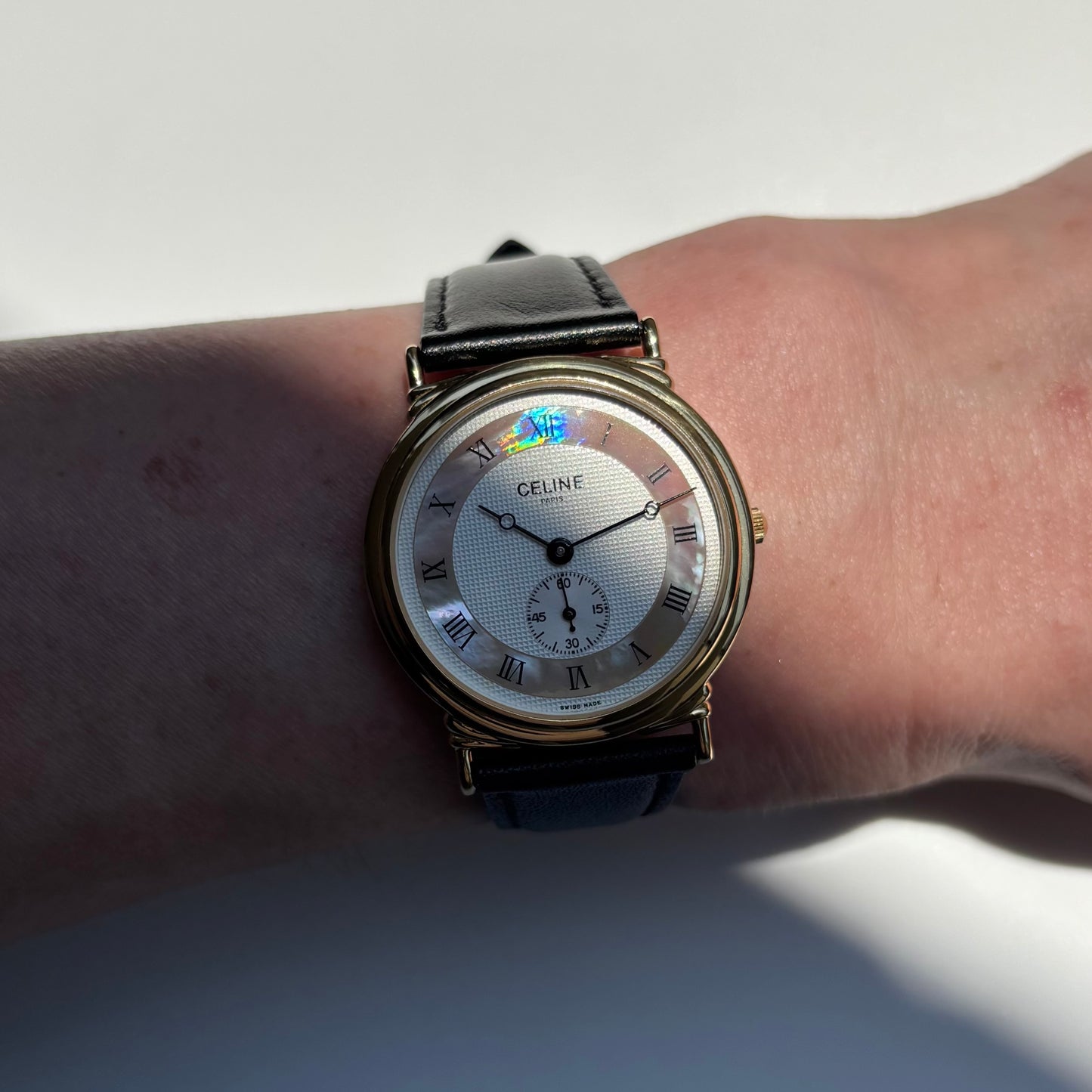 Celine 1990s Seashell Round Dial Gold Plated Watch (Large)