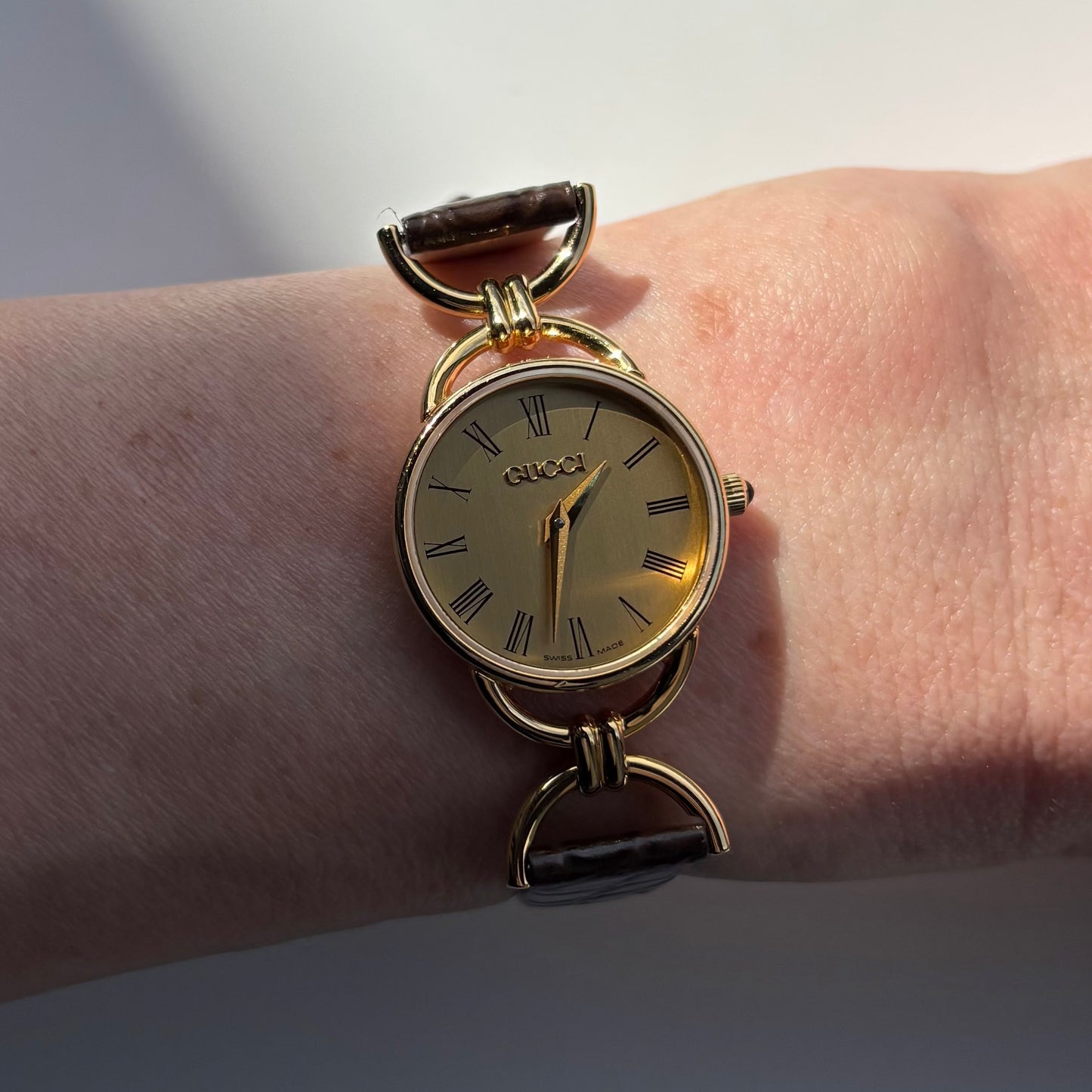 Gucci 1990s Round Dial Gold Plated Watch