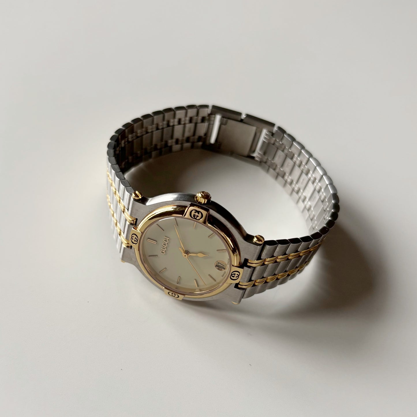 Gucci 1990s Round Dial Two Tone Gold Plated Watch (Large)