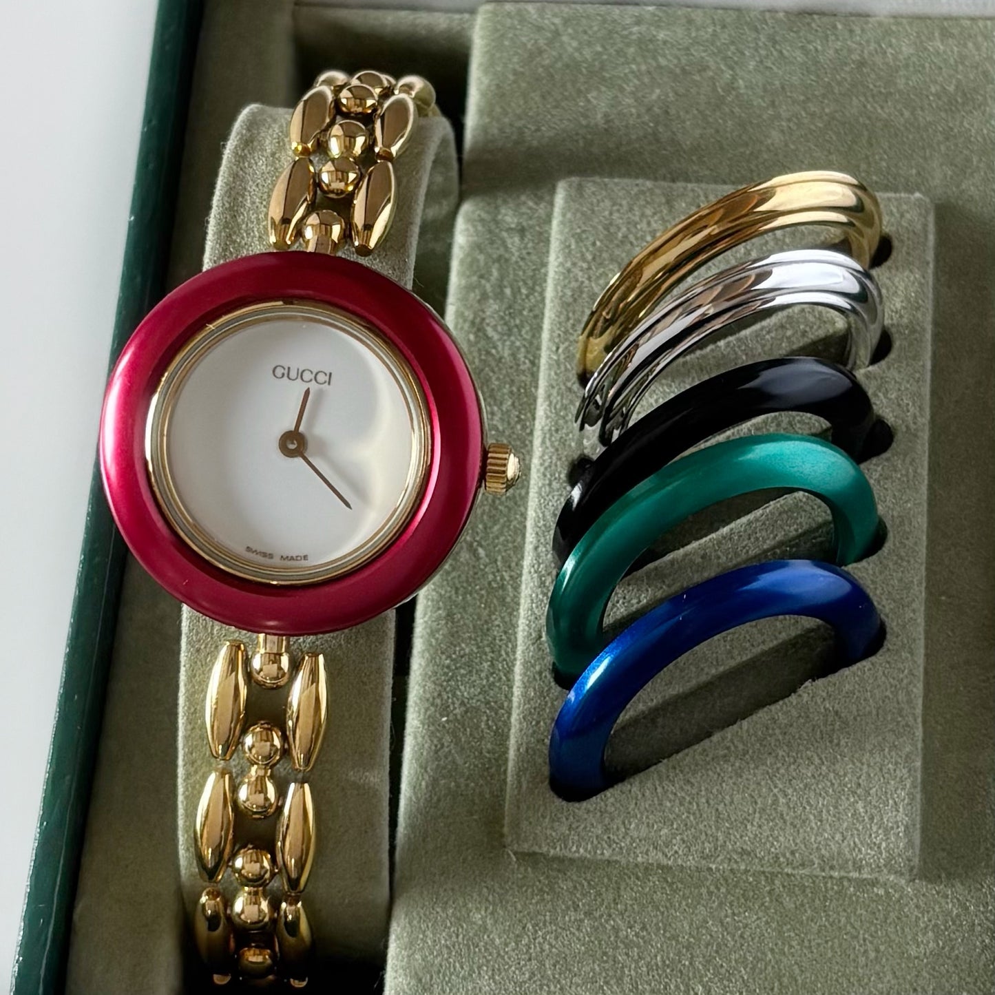 Gucci 1990s Interchangeable Bezel Gold Plated Watch with 6 bezels, case (160mm)
