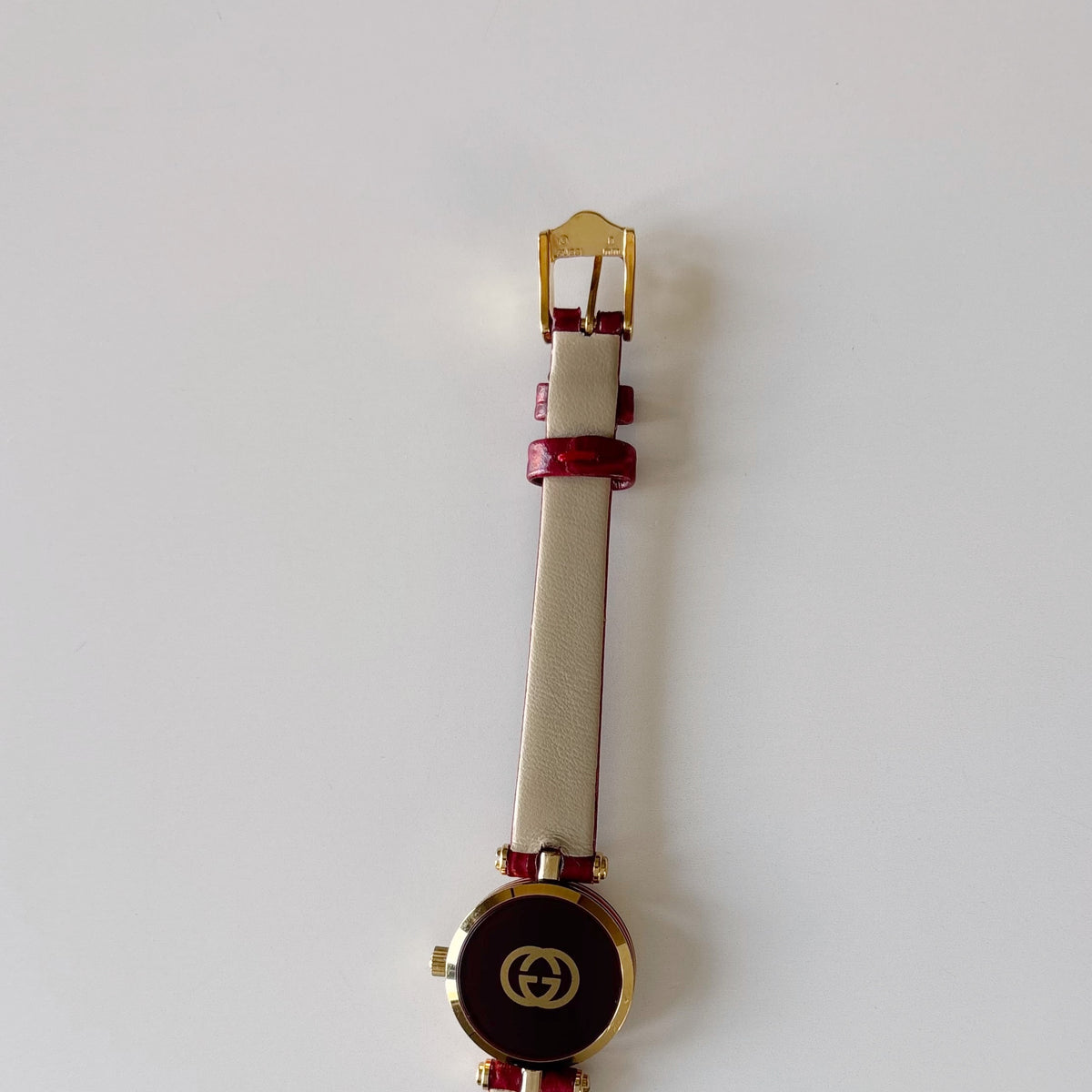 Gucci 1990s Sherry Round Dial Red Watch
