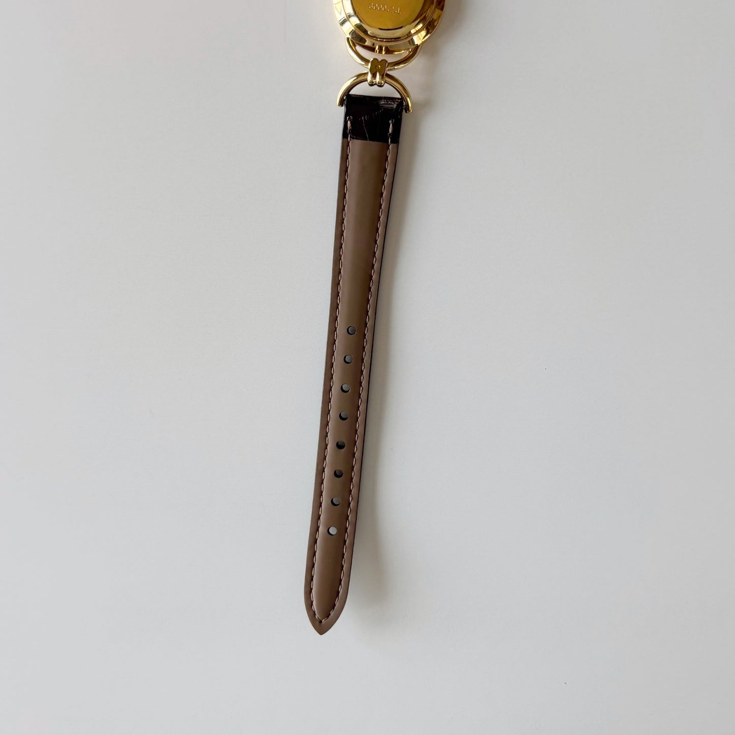 Gucci 1990s Seashell Dial Horsebit Gold Plated Watch