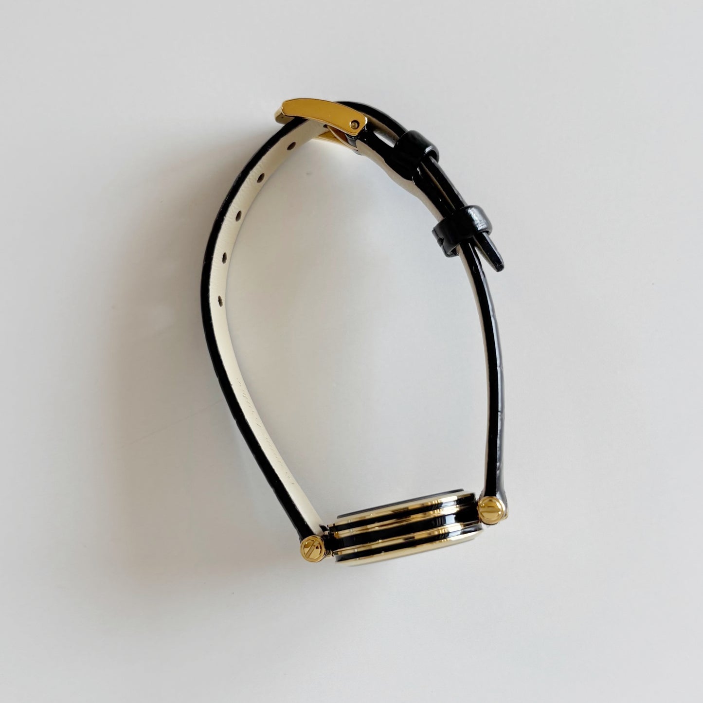 Gucci 1990s Round Dial Gold Plated Watch