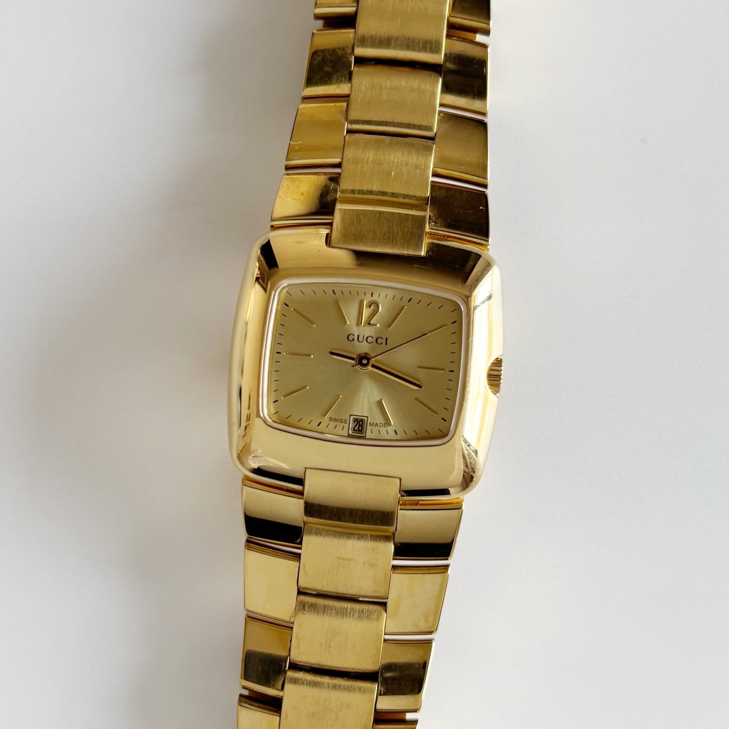 Gucci 1990s Date Gold Dial Gold Plated Watch