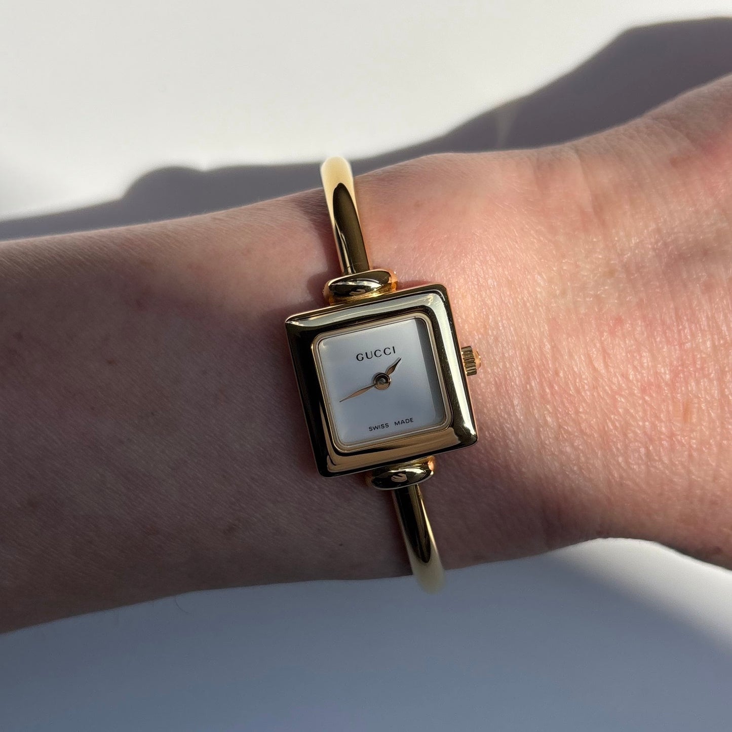 Gucci 1990s Square Dial Gold Plated Bangle Watch (Small)